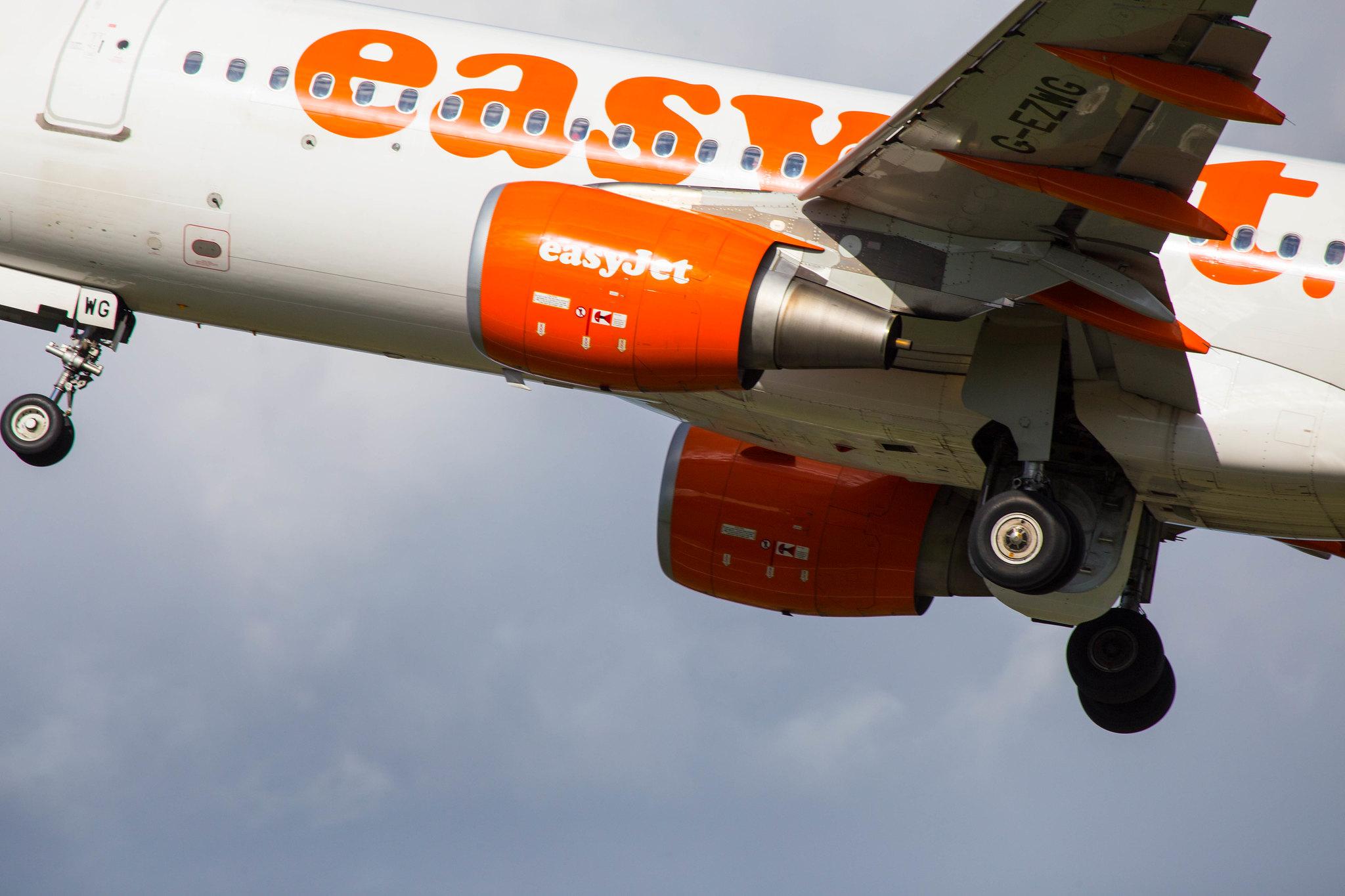 Hamburg Airport: easyJet (U2 / EZY) |  Airbus A320-214 A320 | G-EZWG | MSN 5318