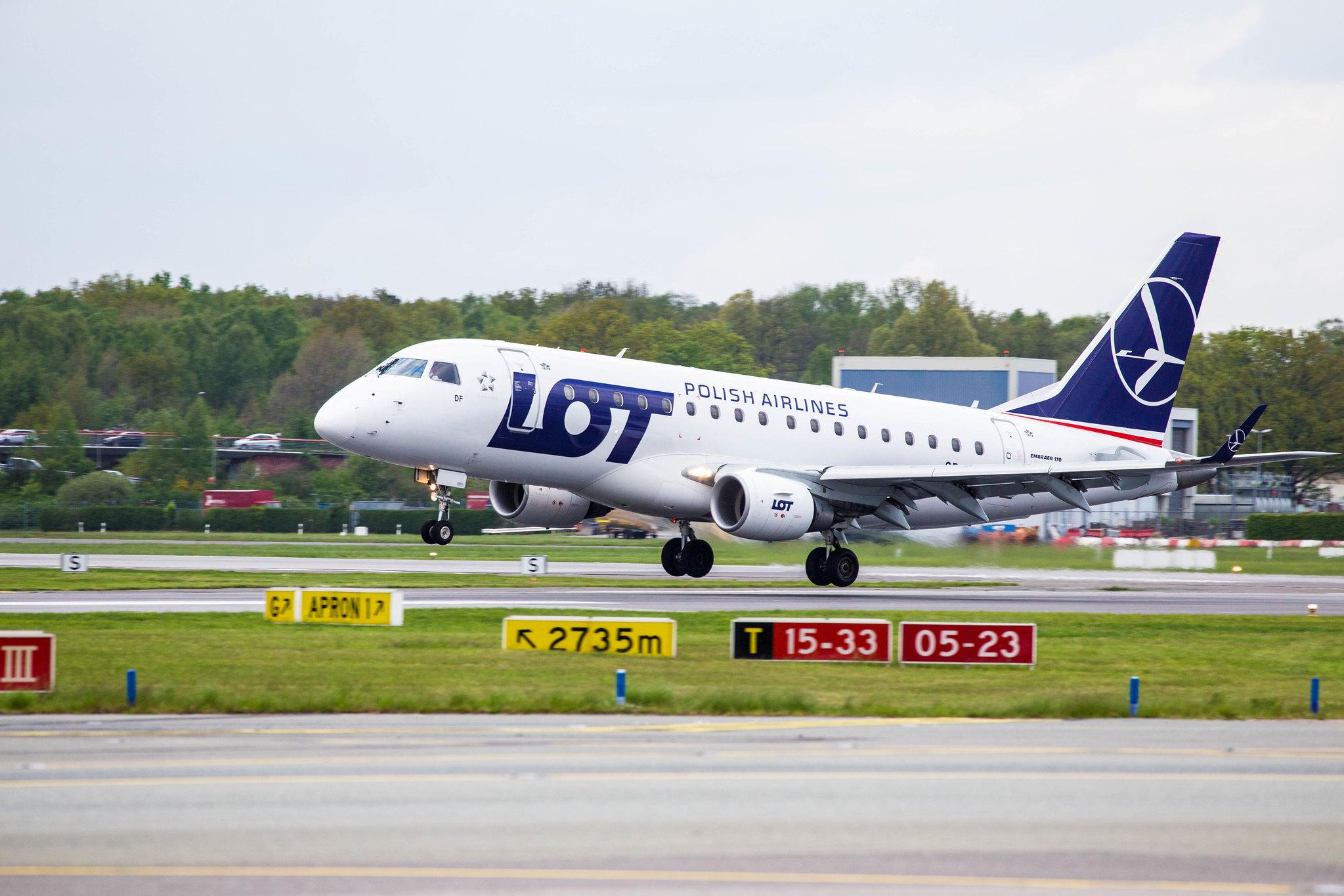 Hamburg Airport:LOT (LO / LOT) |  Embraer E170STD E170 | SP-LDF | MSN 17000035
