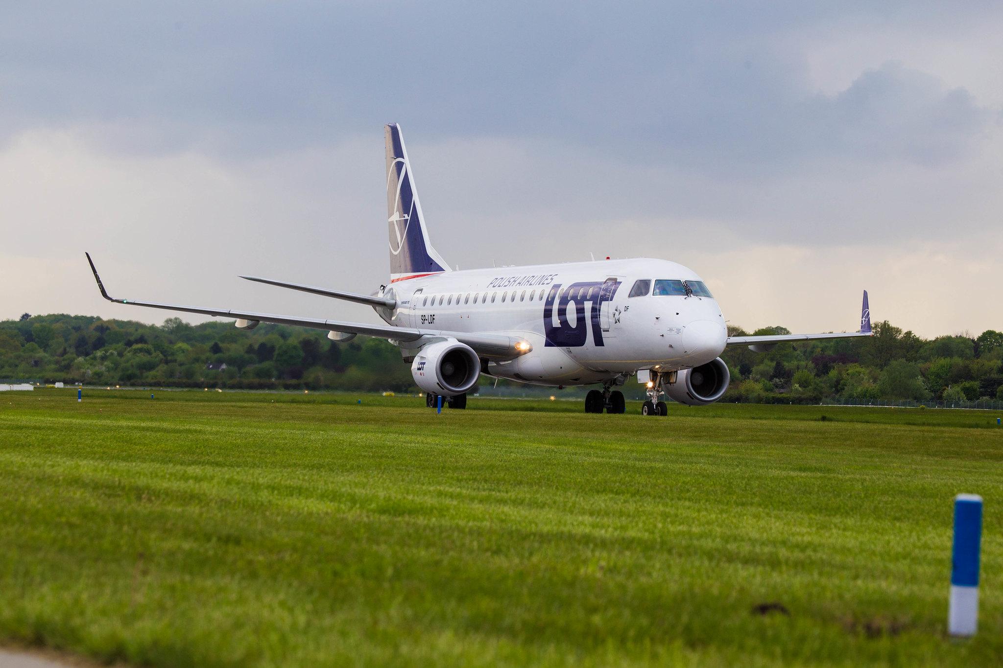 Hamburg Airport: LOT (LO / LOT) |  Embraer E170STD E170 | SP-LDF | MSN 17000035