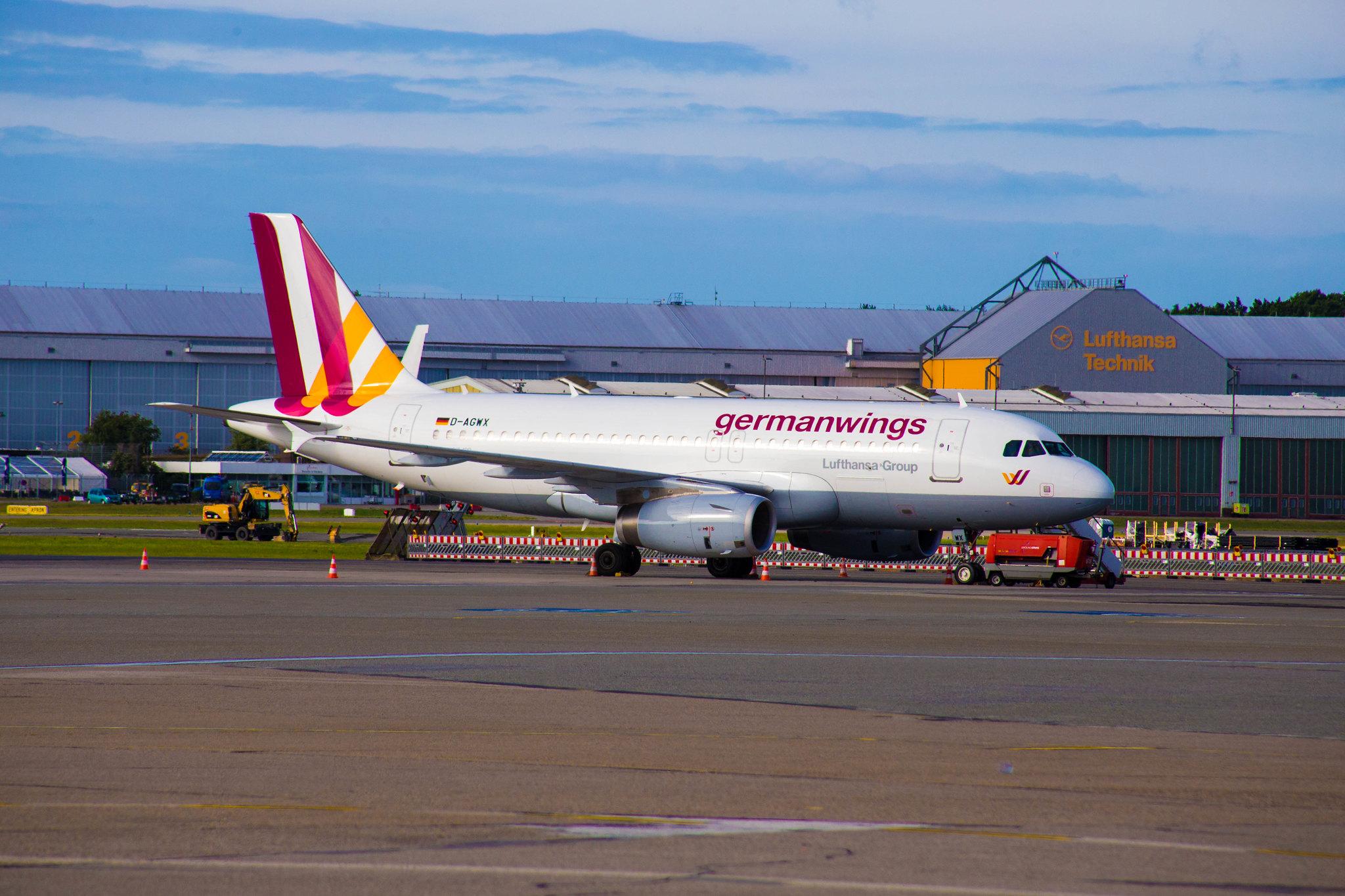 Hamburg Airport: Germanwings (4U / GWI) | Airbus A319-132 A319 | D-AGWX | MSN 5569