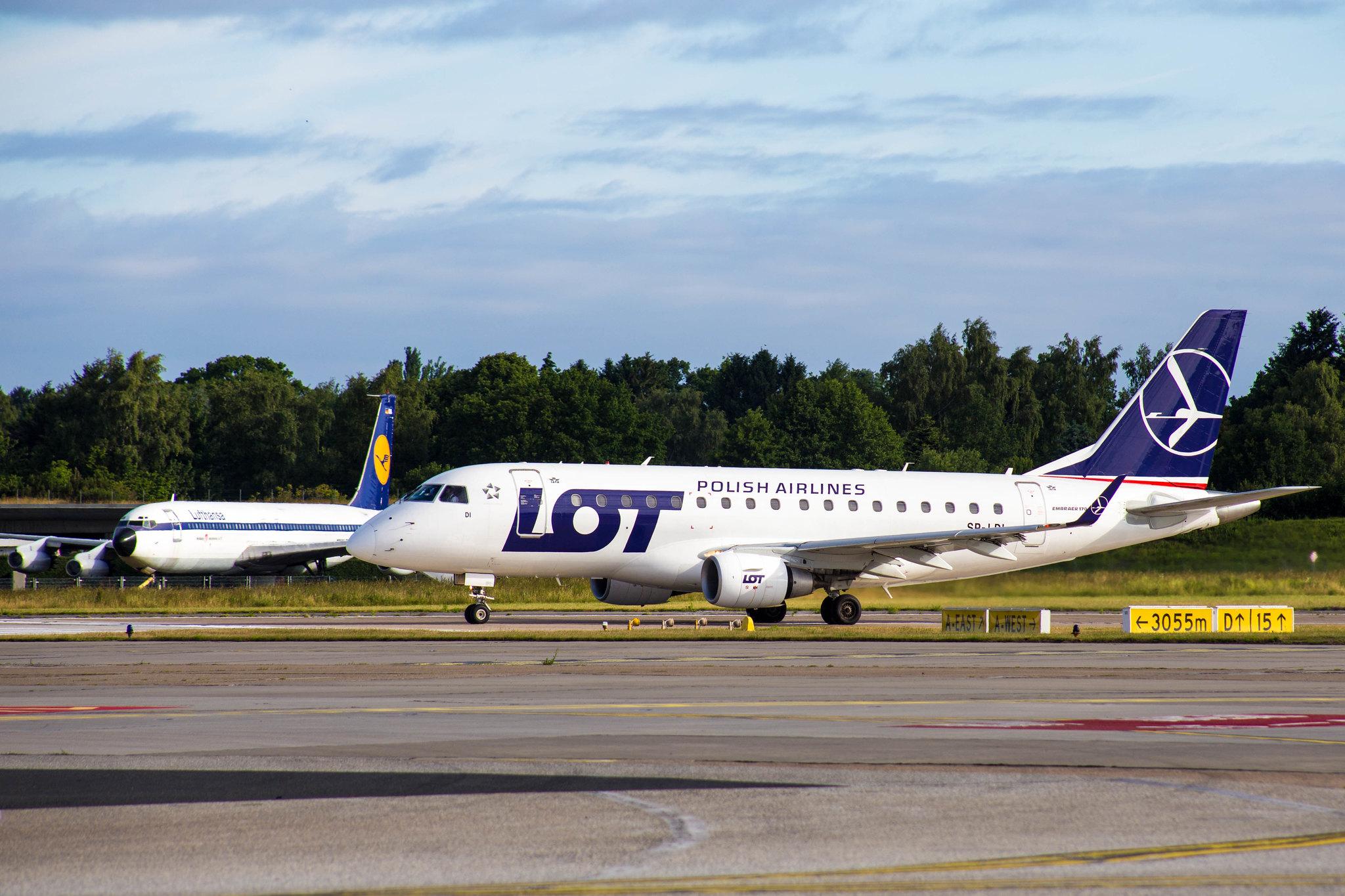 Hamburg Airport: LOT (LO / LOT) |  Embraer E170STD E170 | SP-LDI | MSN 17000073