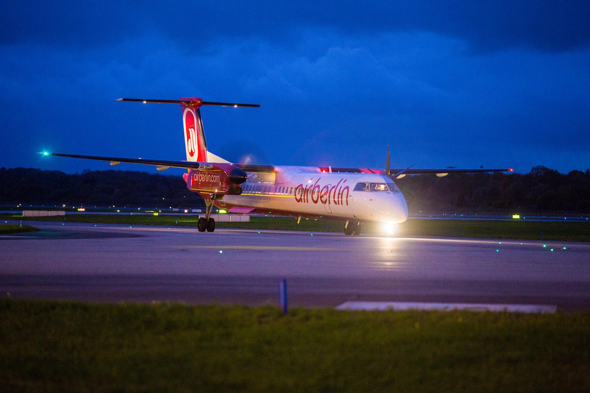 Hamburg Airport: Air Berlin | Operator: Luftfahrtgesellschaft Walter |  De Havilland Canada Dash 8-400 DH8D | D-ABQD | MSN 4234 | Eine Ära geht zu Ende: die letzte Airberlin Maschine vom Hamburg Airport (AB6757)