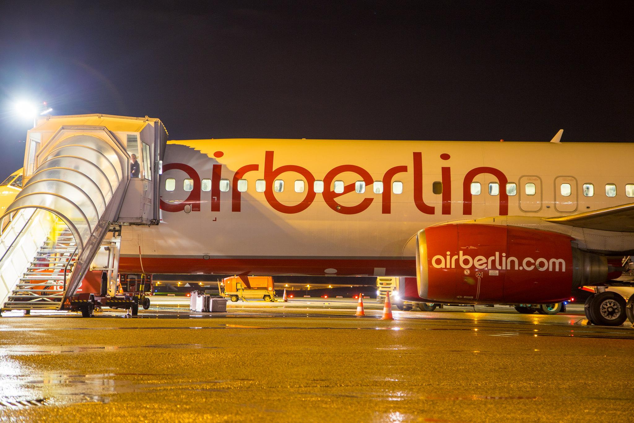 Hamburg Airport: Air Berlin (AB / BER) | Boeing 737-82R B738 | D-ABKA | MSN 29329