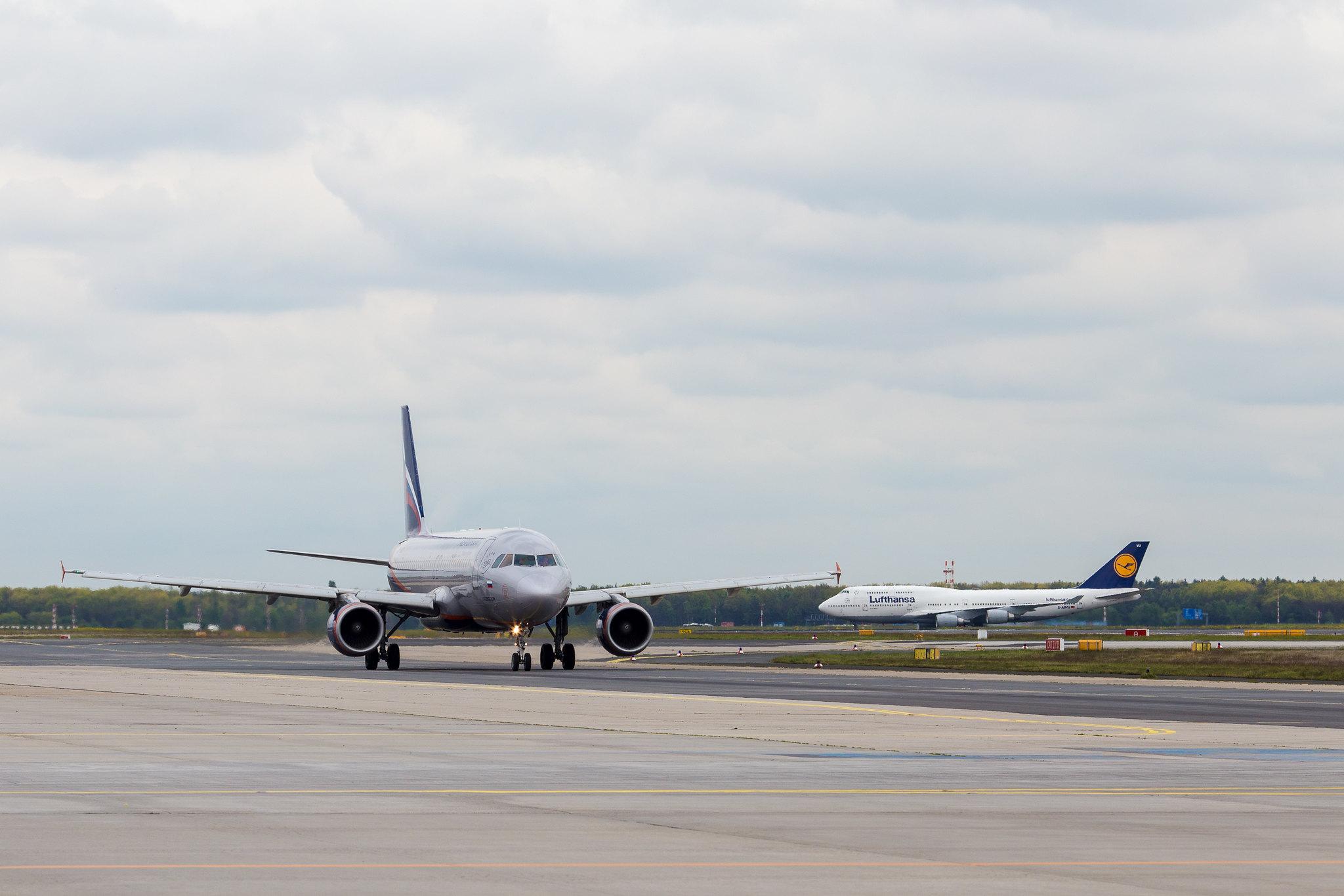 Frankfurt Airport: Lufthansa (LH / DLH) |  Boeing 747-430 B744 | D-ABVU | MSN 29492