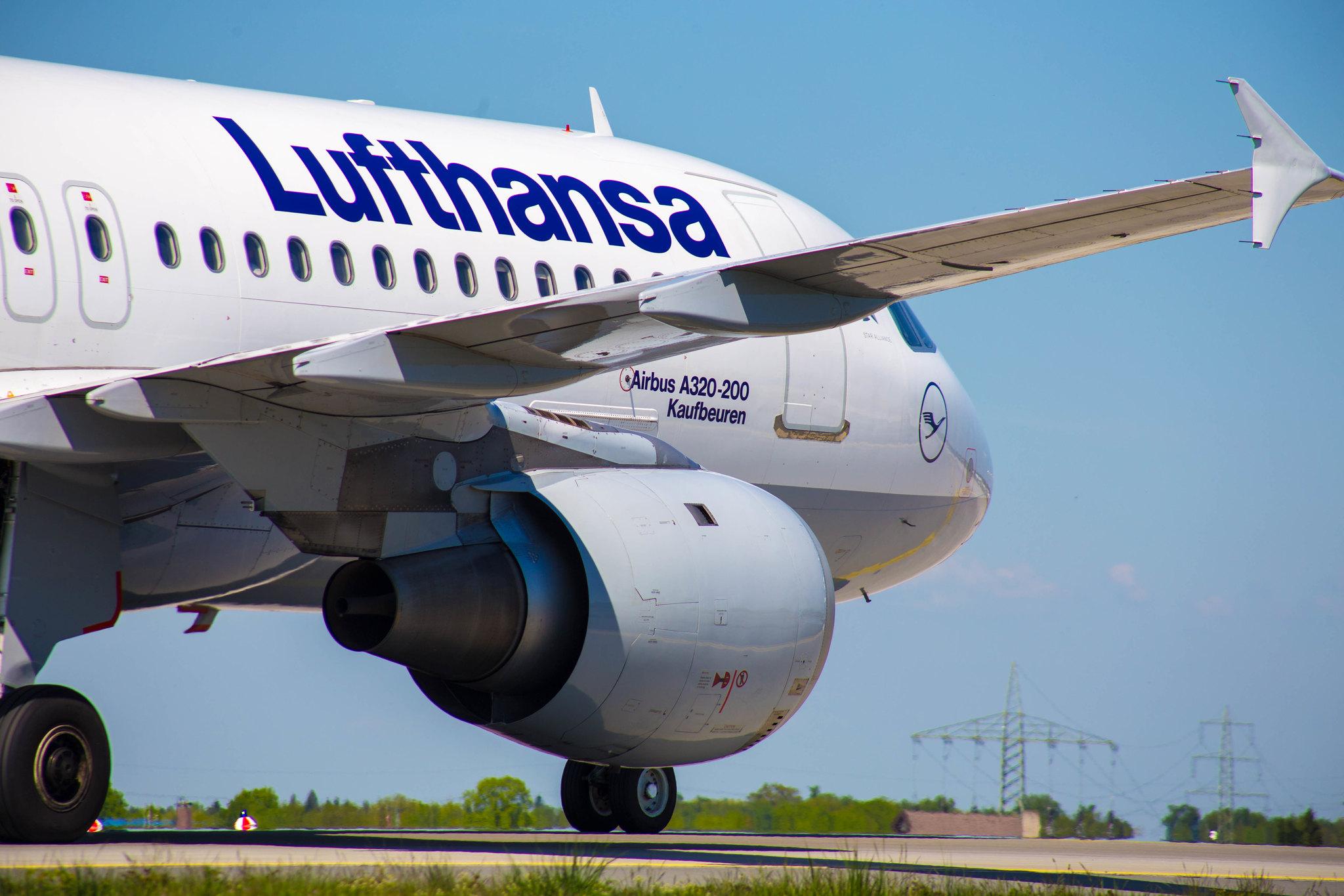 Frankfurt Airport: Lufthansa (LH / DLH) |  Airbus A320-211 A320 | D-AIPR | MSN 0111