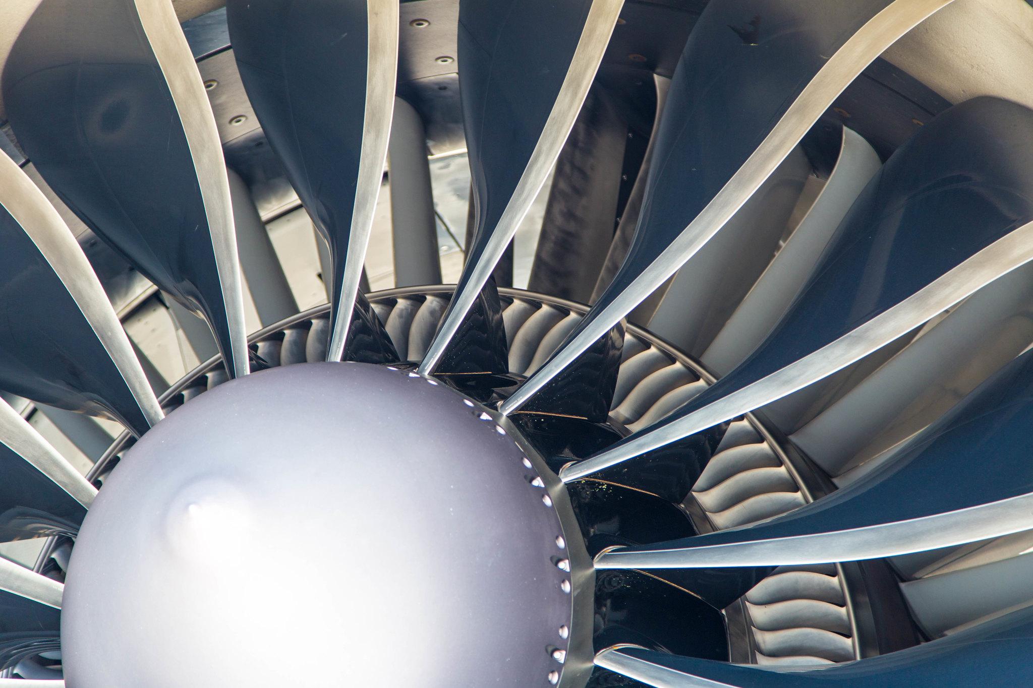 ILA: Lufthansa (LH / DLH) | Livery: Fanhansa Siegerflieger Livery | Boeing 747-830 B748 | D-ABYI | MSN 37833 | Triebwerk