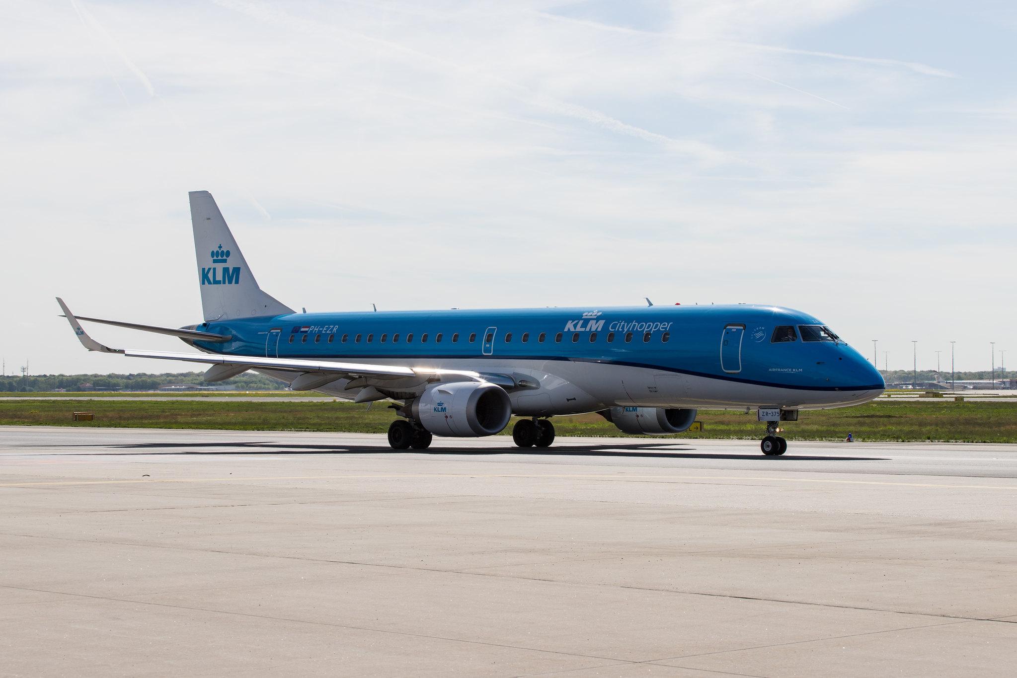 Frankfurt Airport: KLM (KL / KLM) | Operator: KLM Cityhopper |  Embraer E190STD E190 | PH-EZR | MSN 19000375