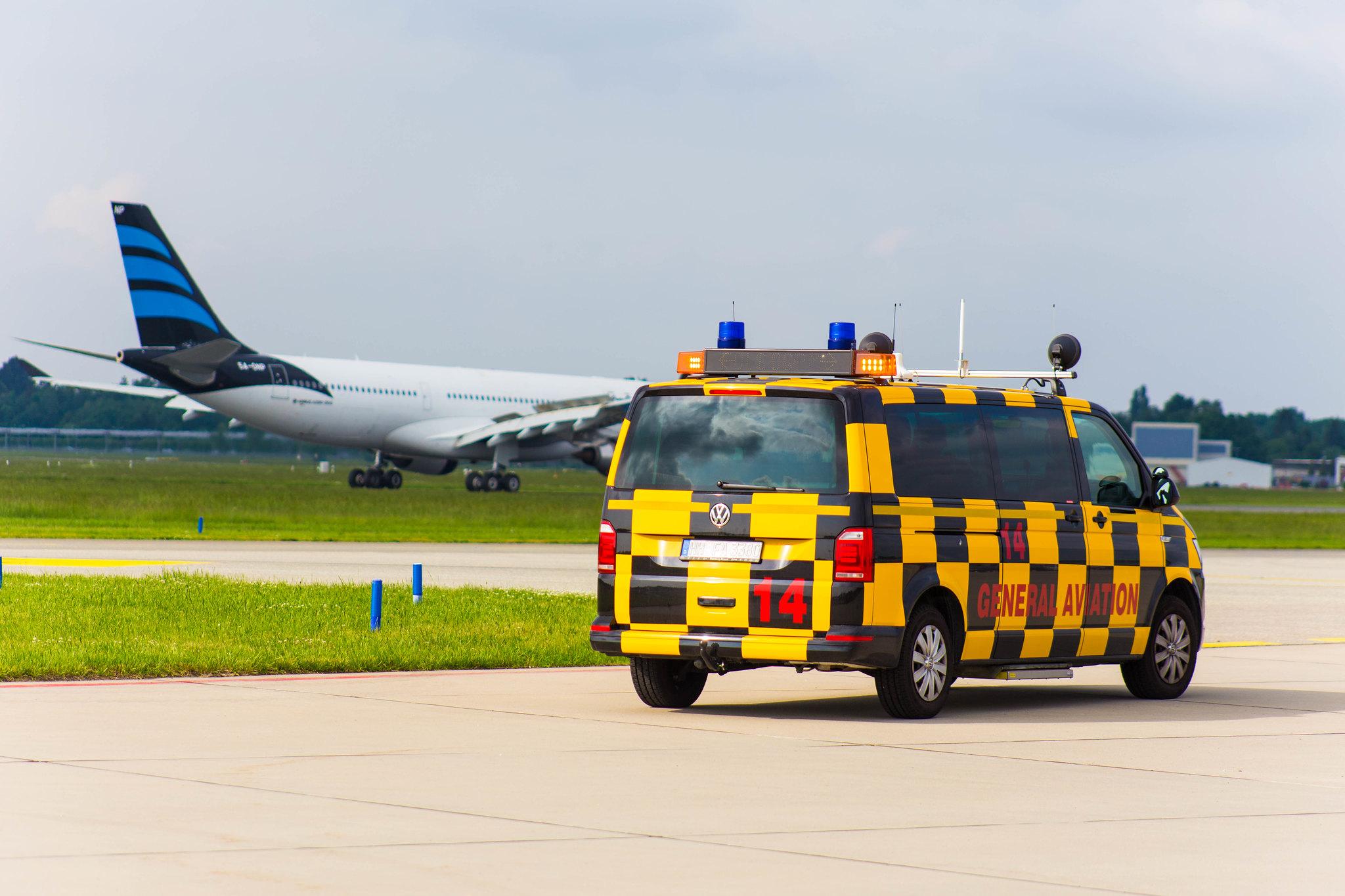 Hamburg Airport: Afriqiyah Airways (8U / AAW) |  Airbus A330-202 A332 | 5A-ONP | MSN 1472