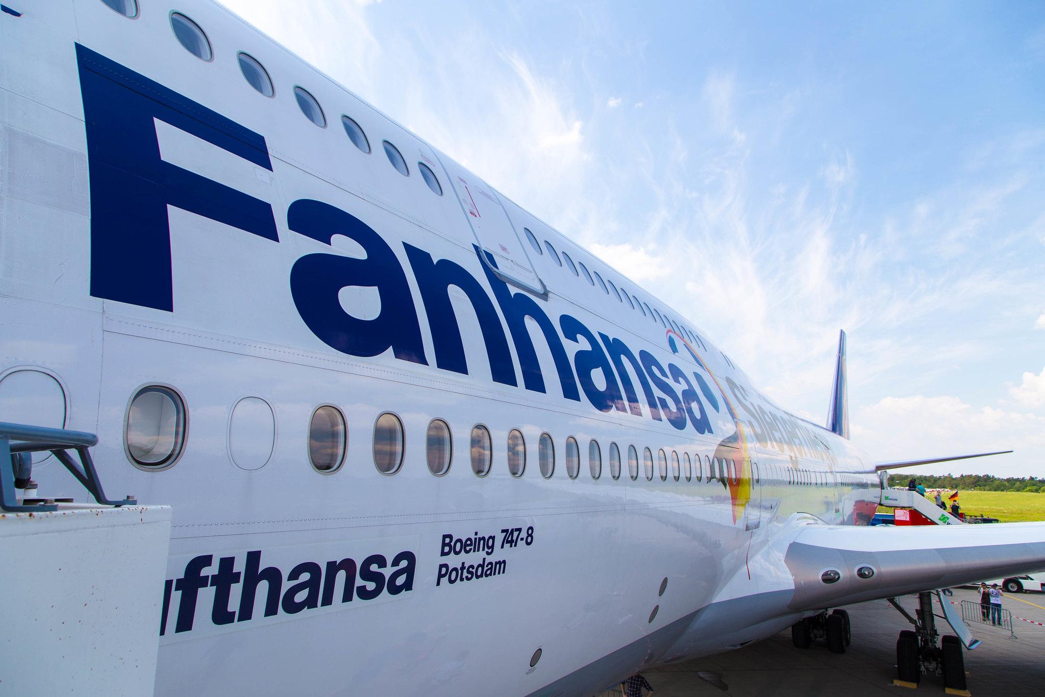 ILA: Lufthansa (LH / DLH) | Livery: Fanhansa Siegerflieger Livery | Boeing 747-830 B748 | D-ABYI | MSN 37833