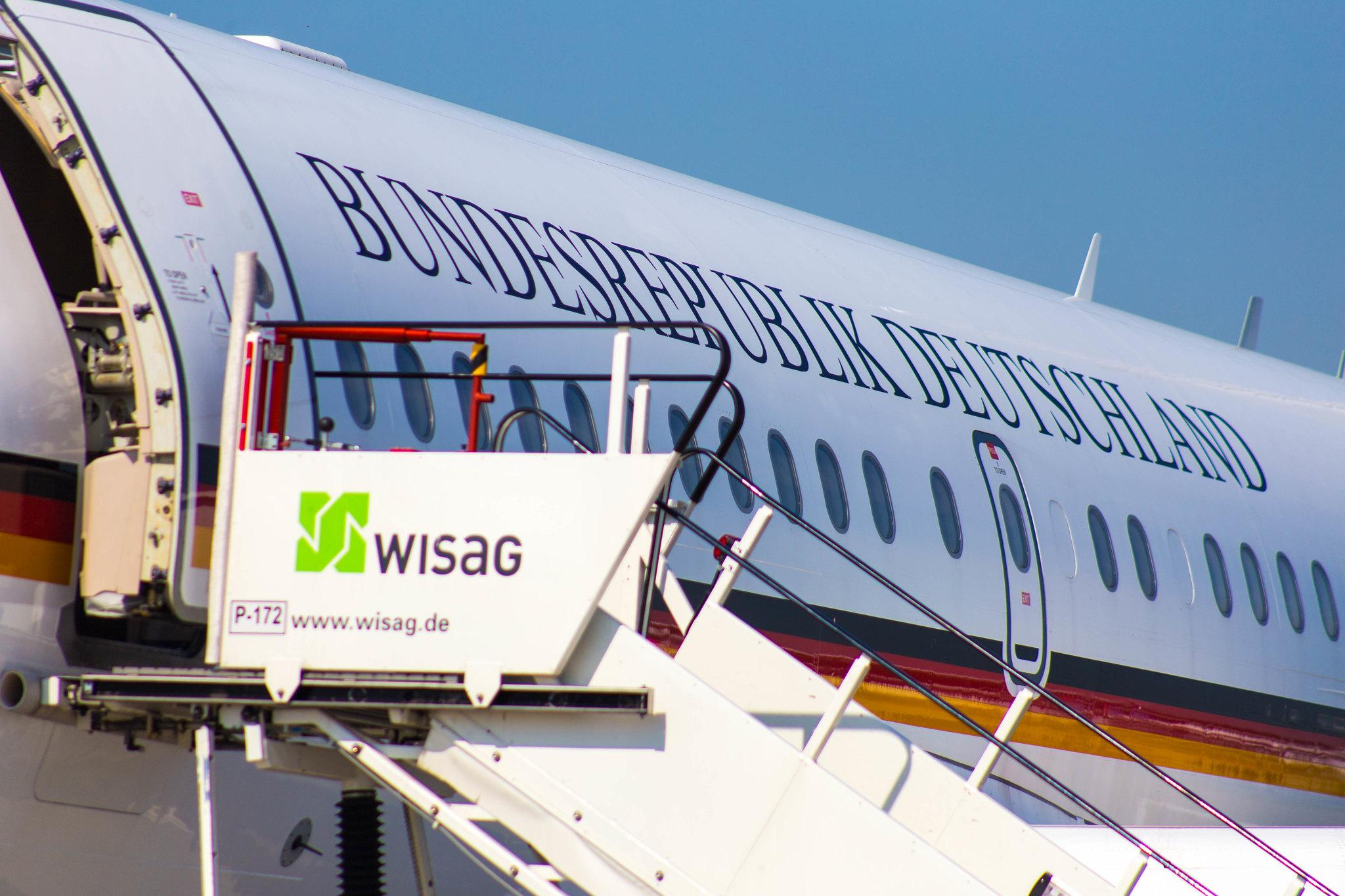 ILA:  German Air Force (/ GAF) | Airbus A319-133(CJ) A319 | 15+02 | MSN 4060