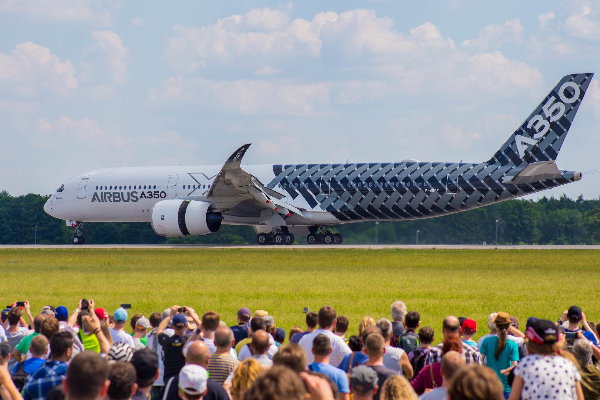 ILA: Airbus (/ AIB) |  Airbus A350-941 A359 | F-WWCF | MSN 002