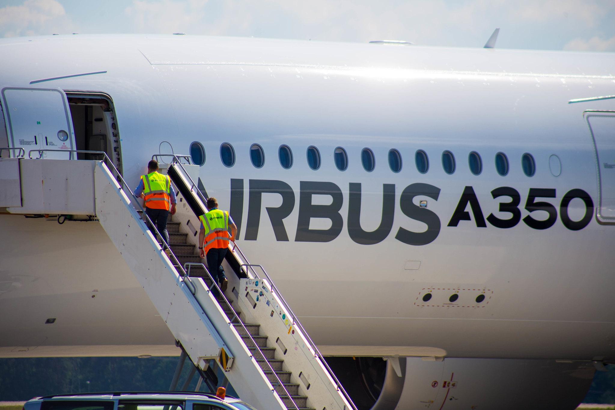 ILA: Airbus (/ AIB) |  Airbus A350-941 A359 | F-WWCF | MSN 002