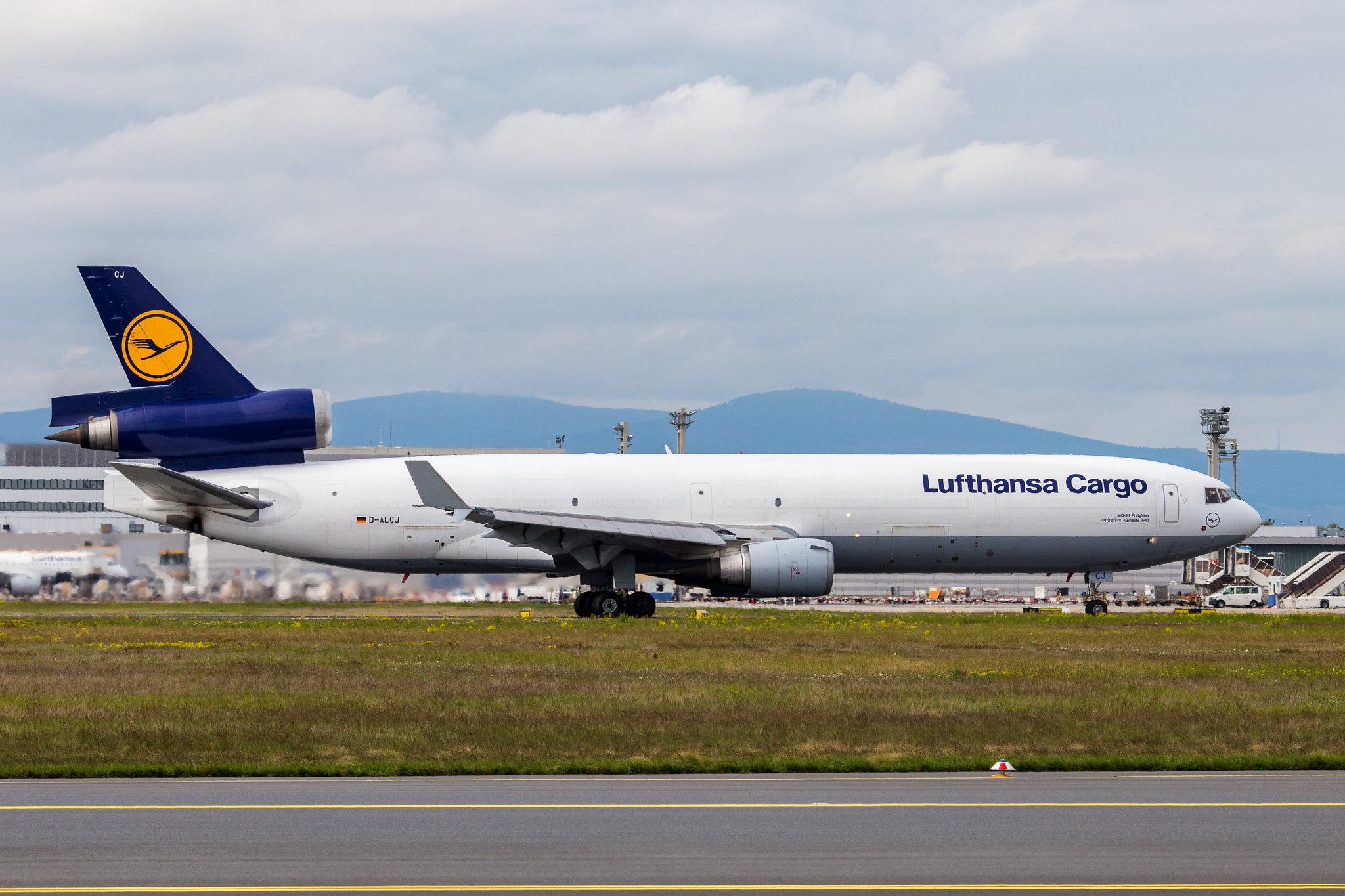 Frankfurt Airport: Lufthansa Cargo (/ GEC) |  McDonnell Douglas MD-11F MD11 | D-ALCJ | MSN 48802