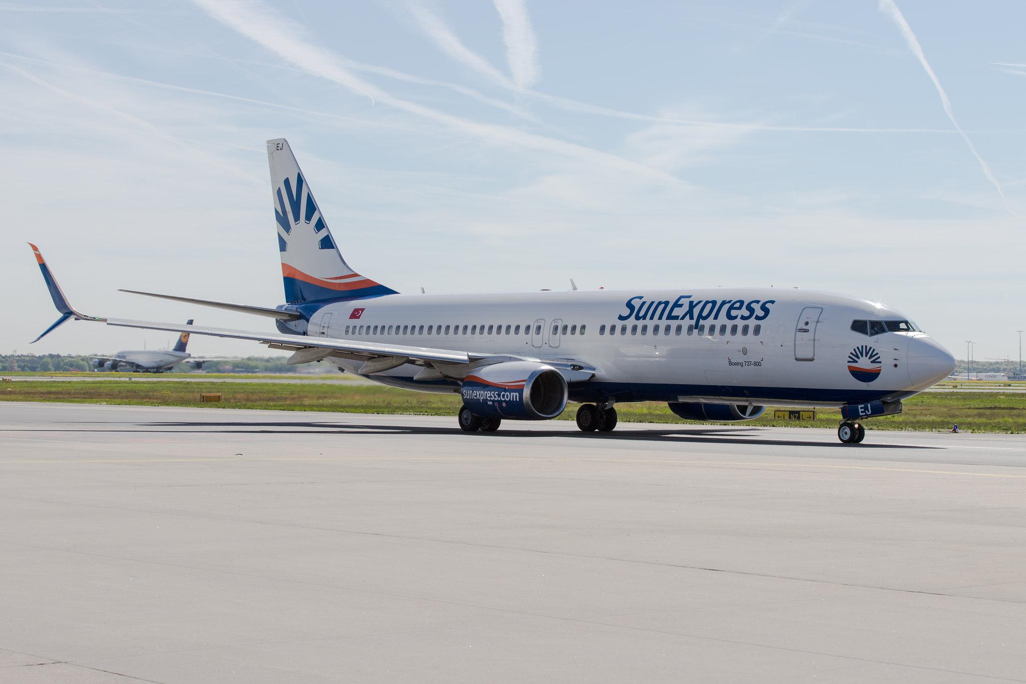 Frankfurt Airport: SunExpress (XQ / SXS) |  Boeing 737-8HC B738 | TC-SEJ | MSN 61171