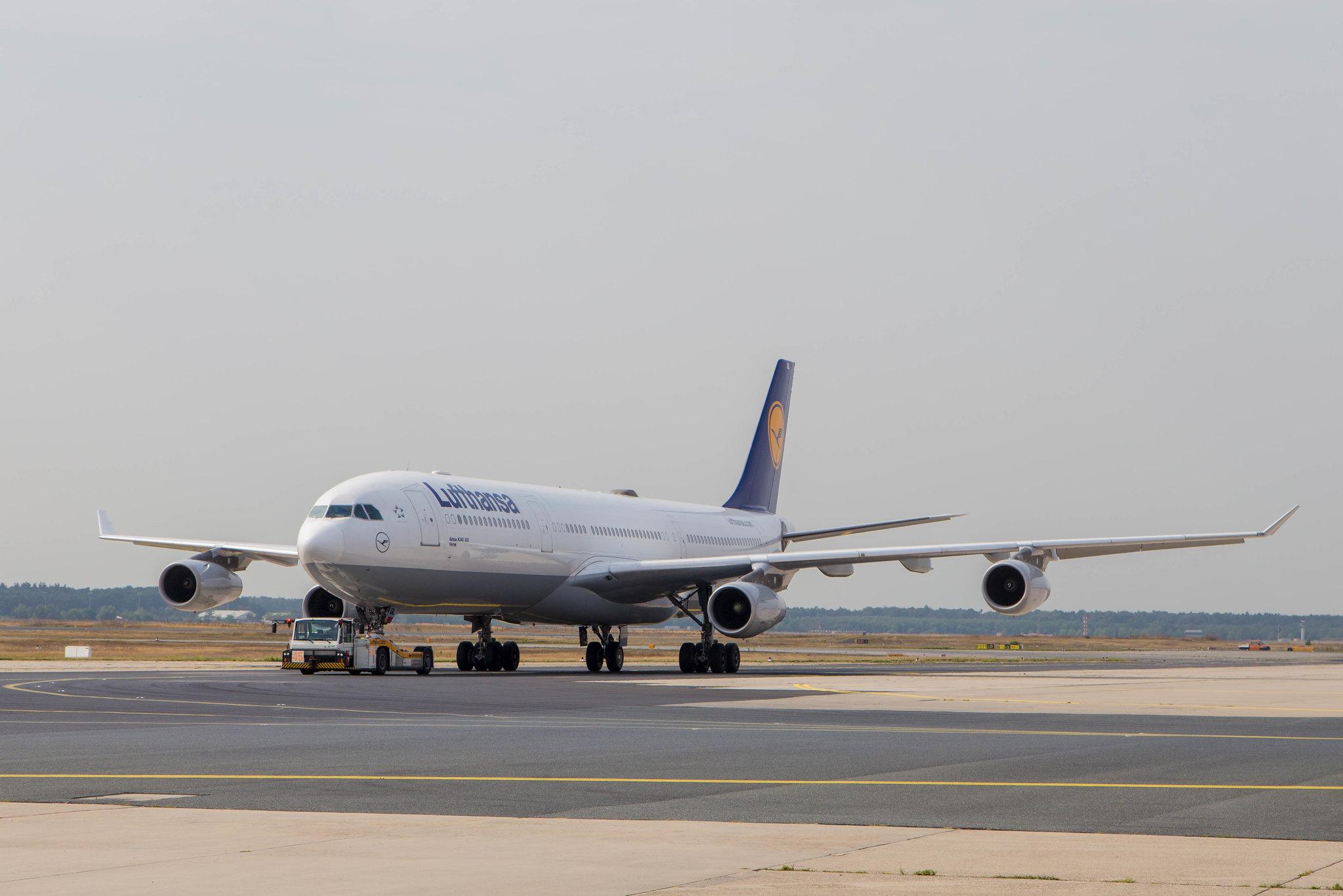 Frankfurt Airport: Lufthansa (LH / DLH) |  Airbus A340-313 A343 | D-AIGL | MSN 0135