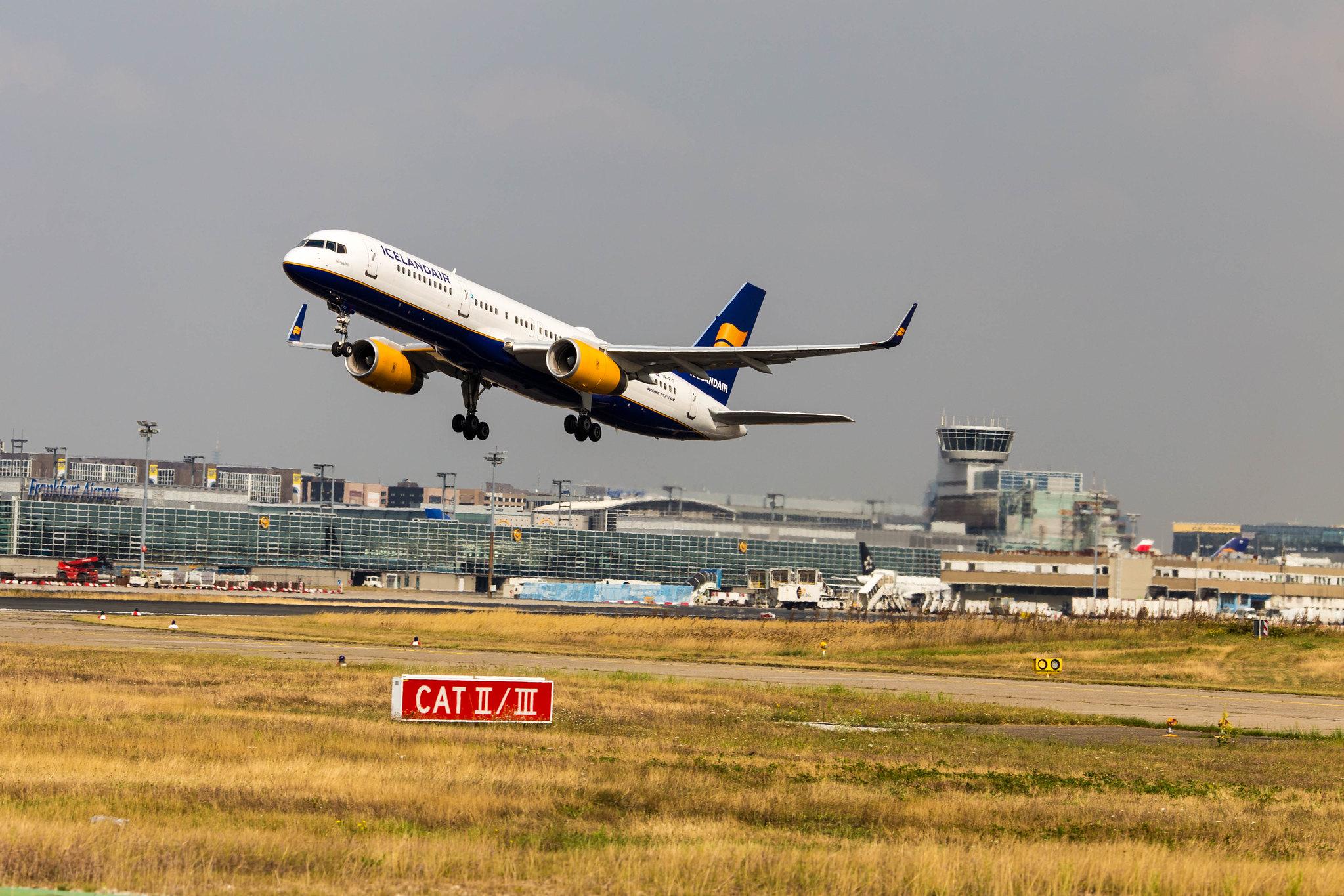 Frankfurt Airport: Icelandair (FI / ICE) |  Boeing 757-256 B752 | TF-FIT | MSN 26244