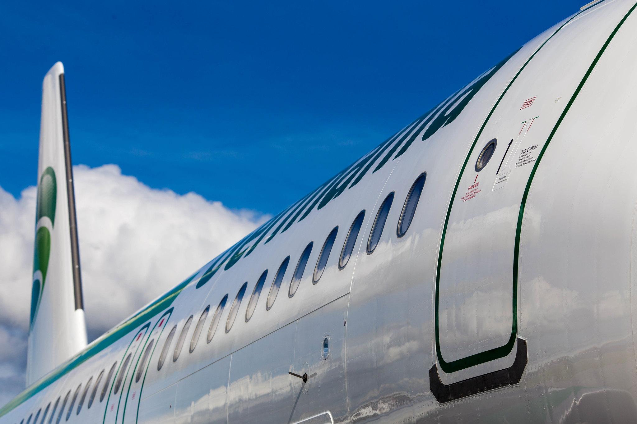 Hamburg Airport: Germania (ST / GMI) |  Airbus A319-112 A319 | D-ASTC | MSN 5085