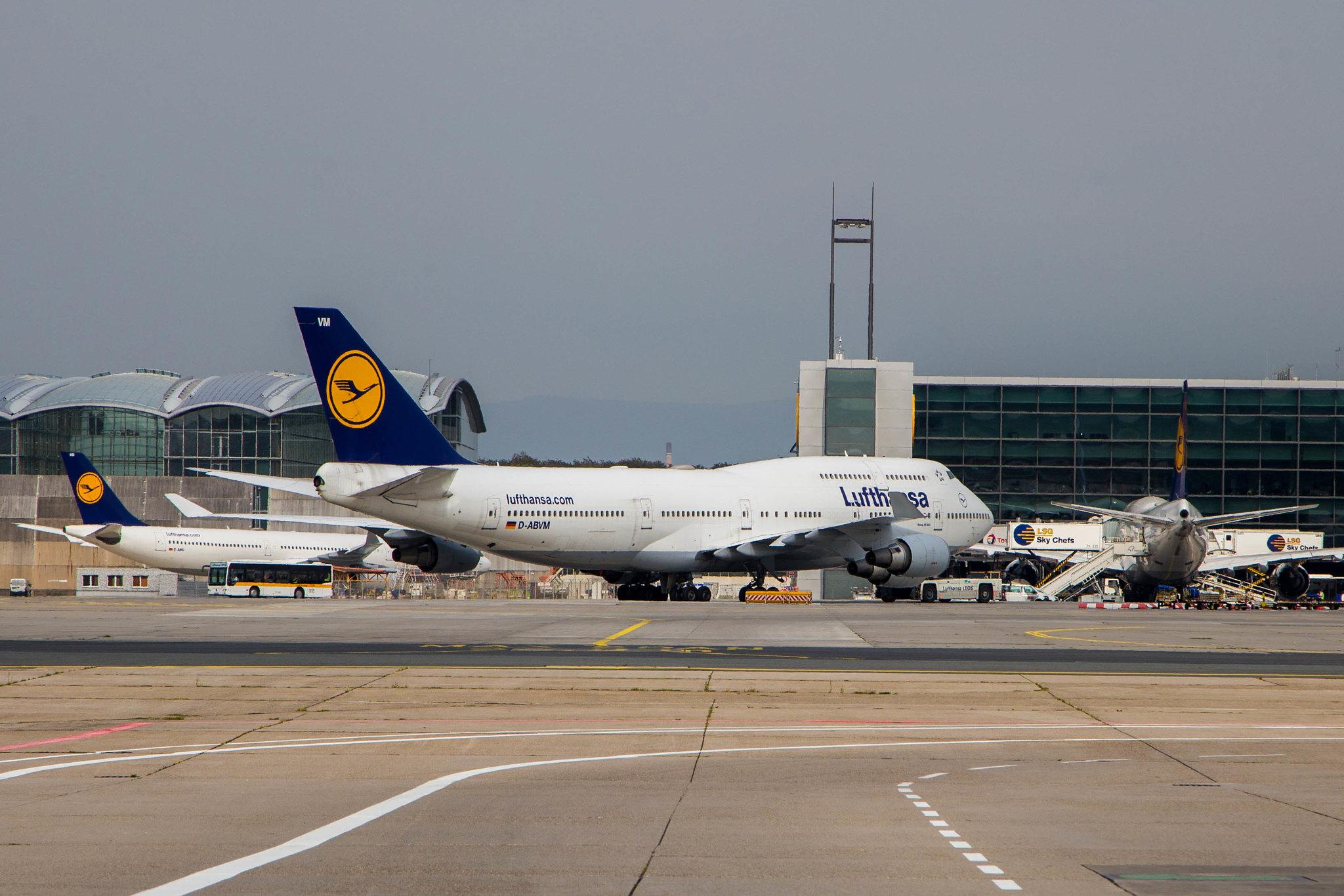 Frankfurt Airport: Lufthansa (LH / DLH) |  Boeing 747-430 B744 | D-ABVM | MSN 29101
