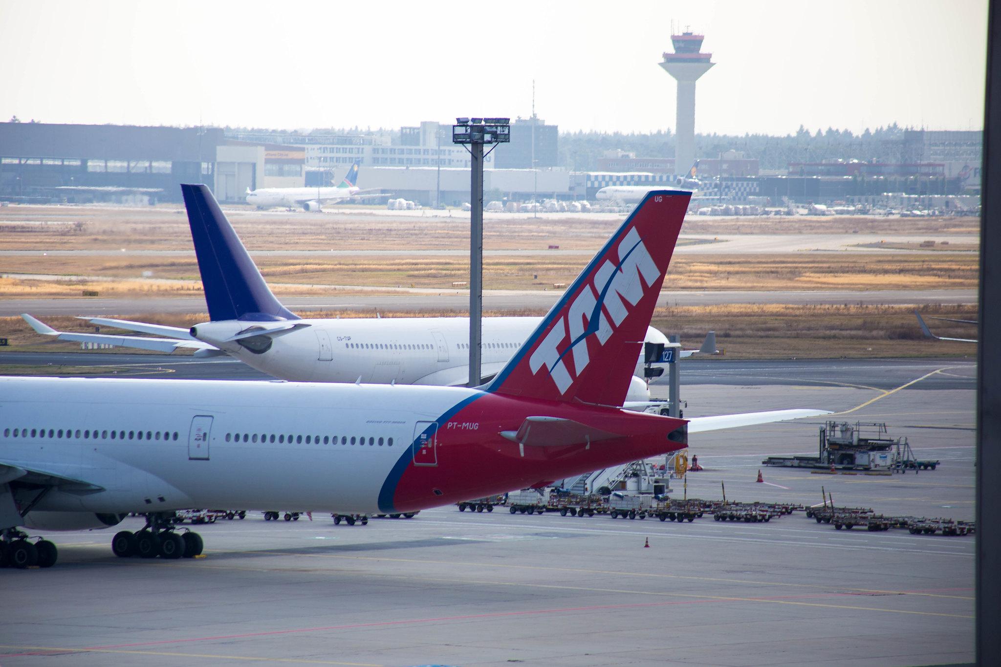 Frankfurt Airport: LATAM Airlines (LA / LAN) | Operator: LATAM Brasil |  Boeing 777-32W(ER) B77W | PT-MUG | MSN 38888