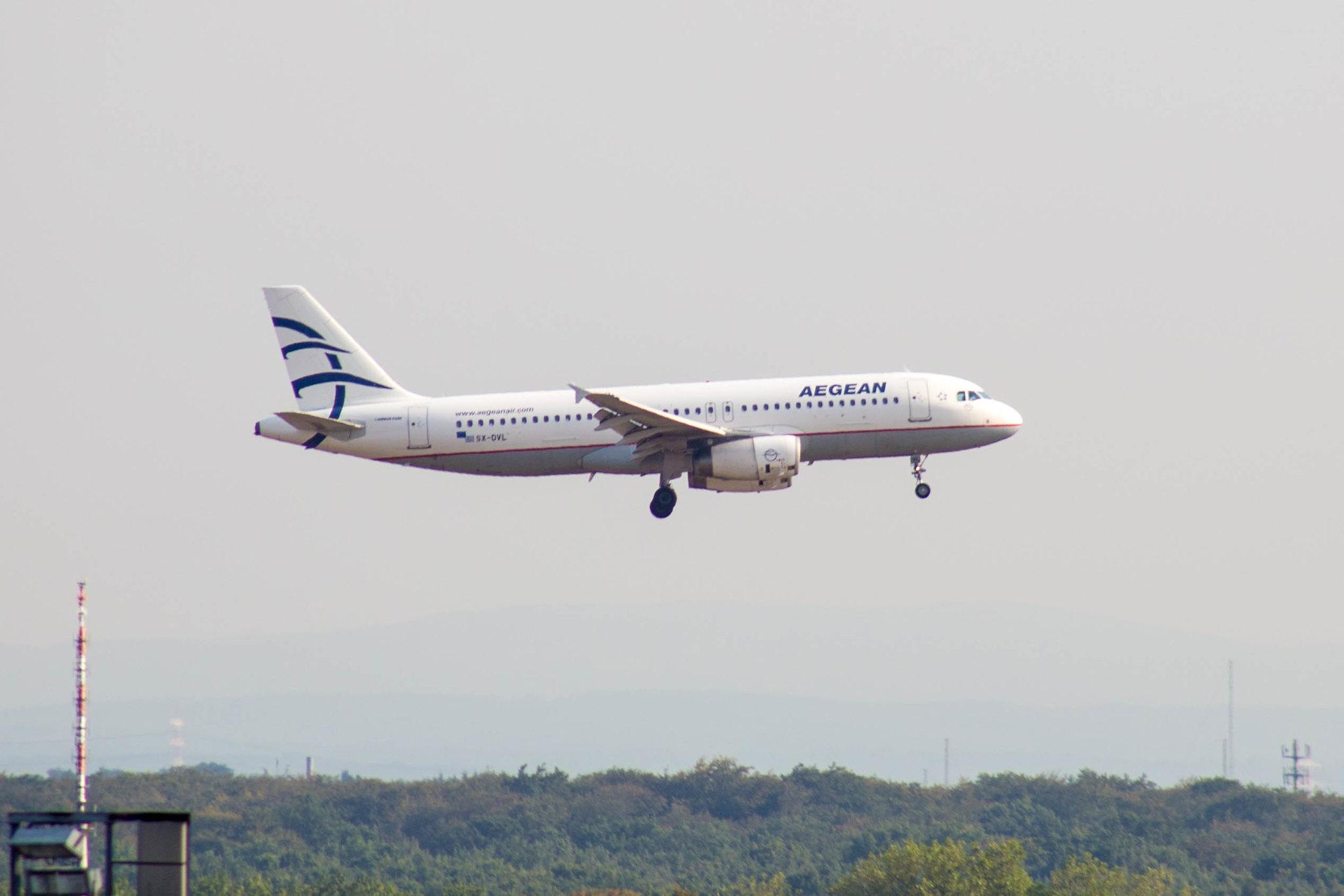 Frankfurt Airport: Aegean Airlines (A3 / AEE) |  Airbus A320-232 A320 | SX-DVL | MSN 3423