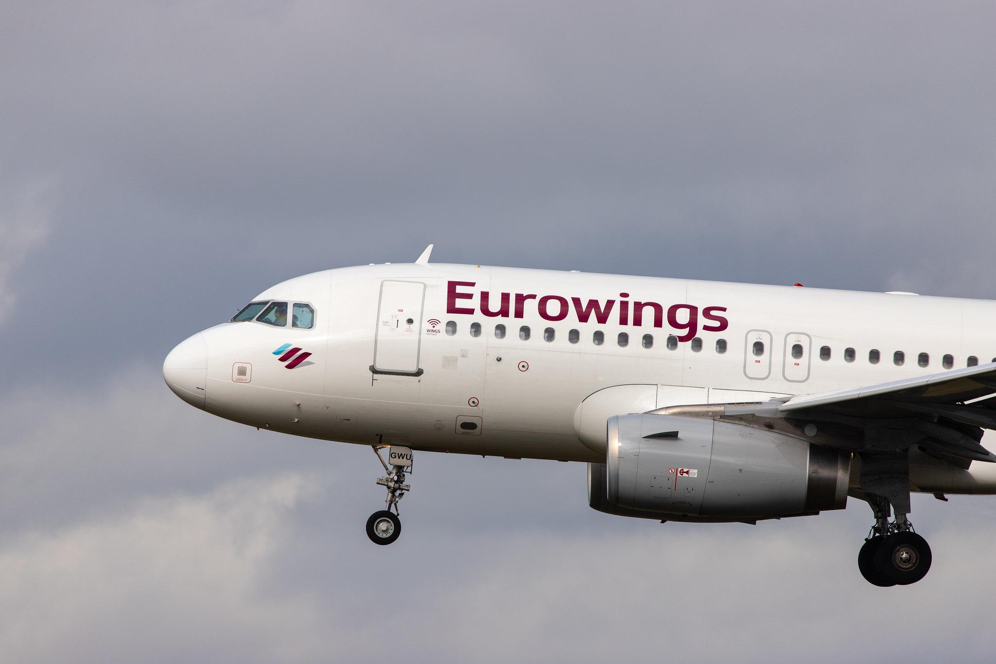 Hamburg Airport: Eurowings (EW / EWG) |  Airbus A319-132 A319 | D-AGWU | MSN 5457