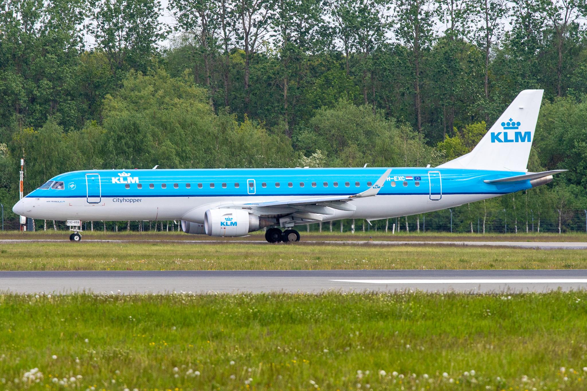 Hamburg Airport: KLM (KL / KLM) | Operator: KLM Cityhopper |  Embraer E190STD E190 | PH-EXC | MSN 19000659