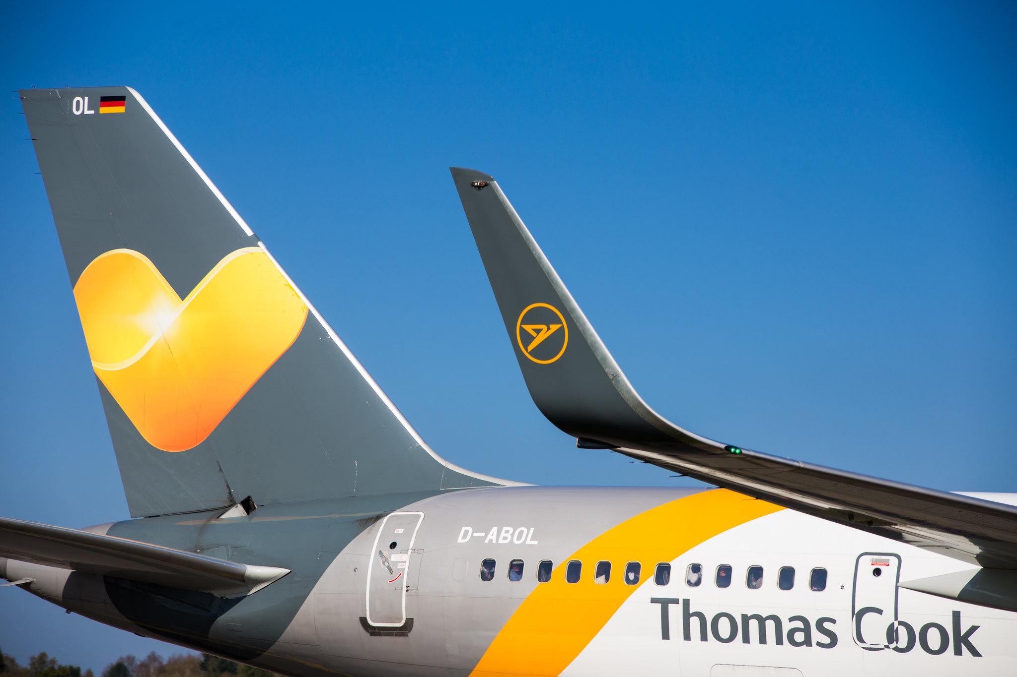 Hamburg Airport: Condor (DE / CFG) |  Boeing 757-330 B753 | D-ABOL | MSN 29021