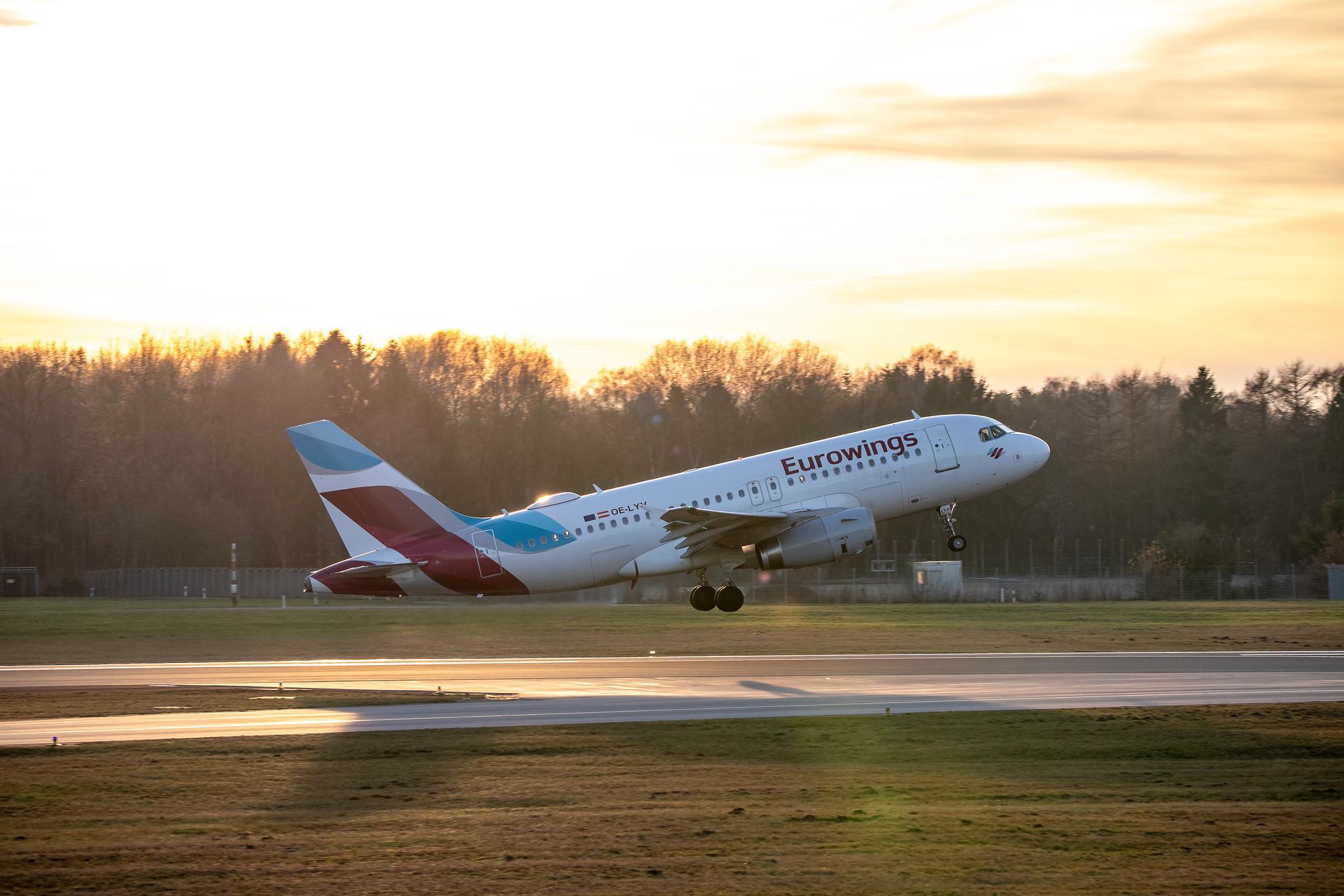 Hamburg Airport: Eurowings (EW / EWG) | Operator: Eurowings Europe |  Airbus A319-132 A319 | OE-LYV | MSN 5043