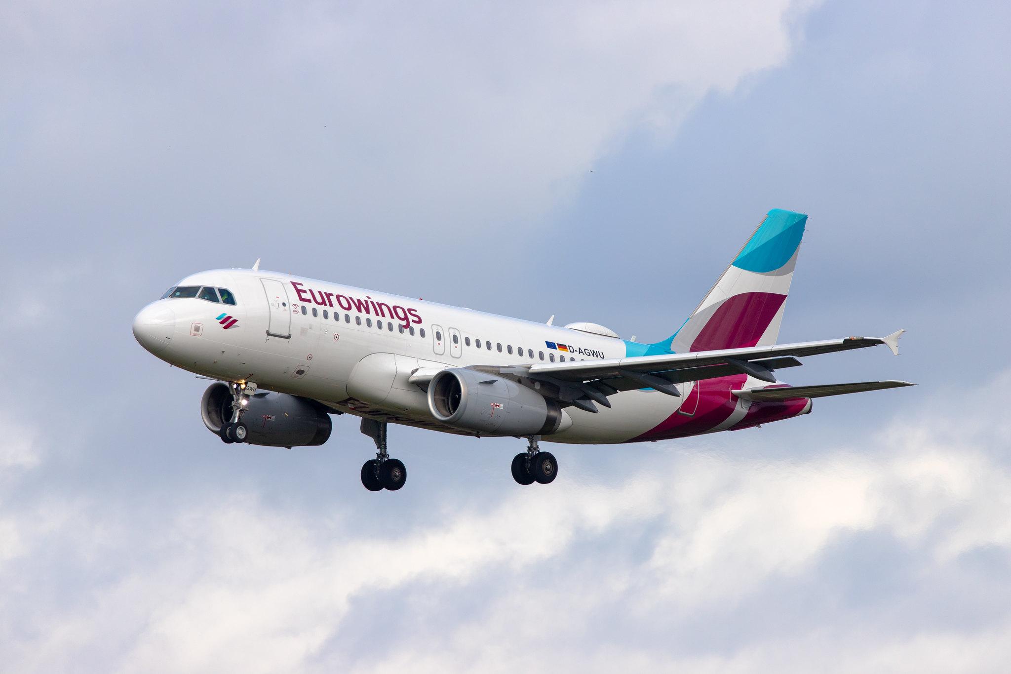 Hamburg Airport: Eurowings (EW / EWG) |  Airbus A319-132 A319 | D-AGWU | MSN 5457