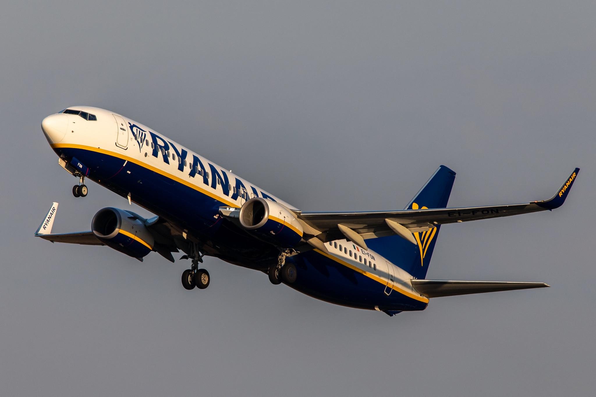 Köln Bonn Airport: Ryanair (FR / RYR) |  Boeing 737-8AS B738 | EI-FON | MSN 44721