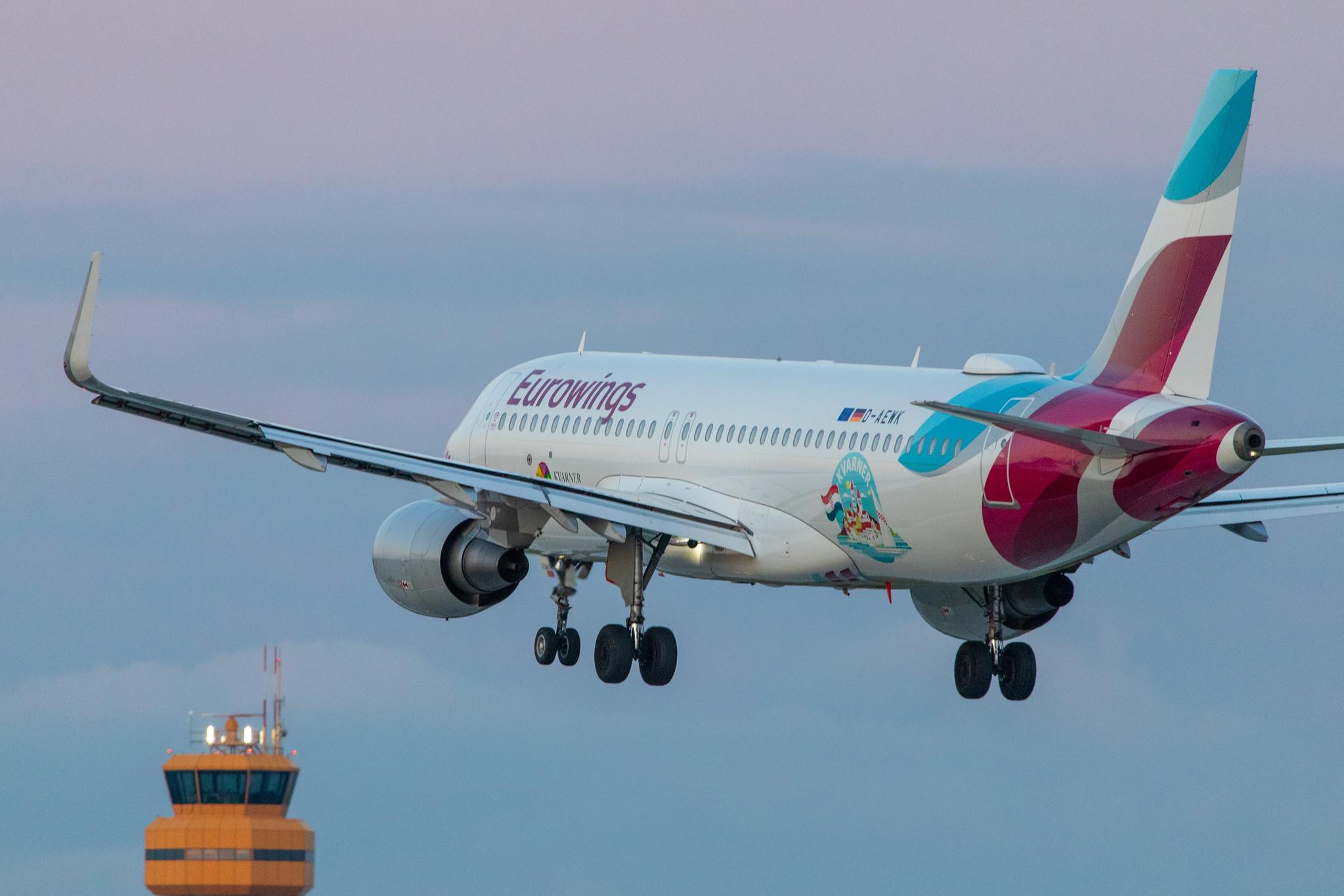 Hamburg Airport: Eurowings (EW / EWG) |  Airbus A320-214 A320 | D-AEWK | MSN 7261