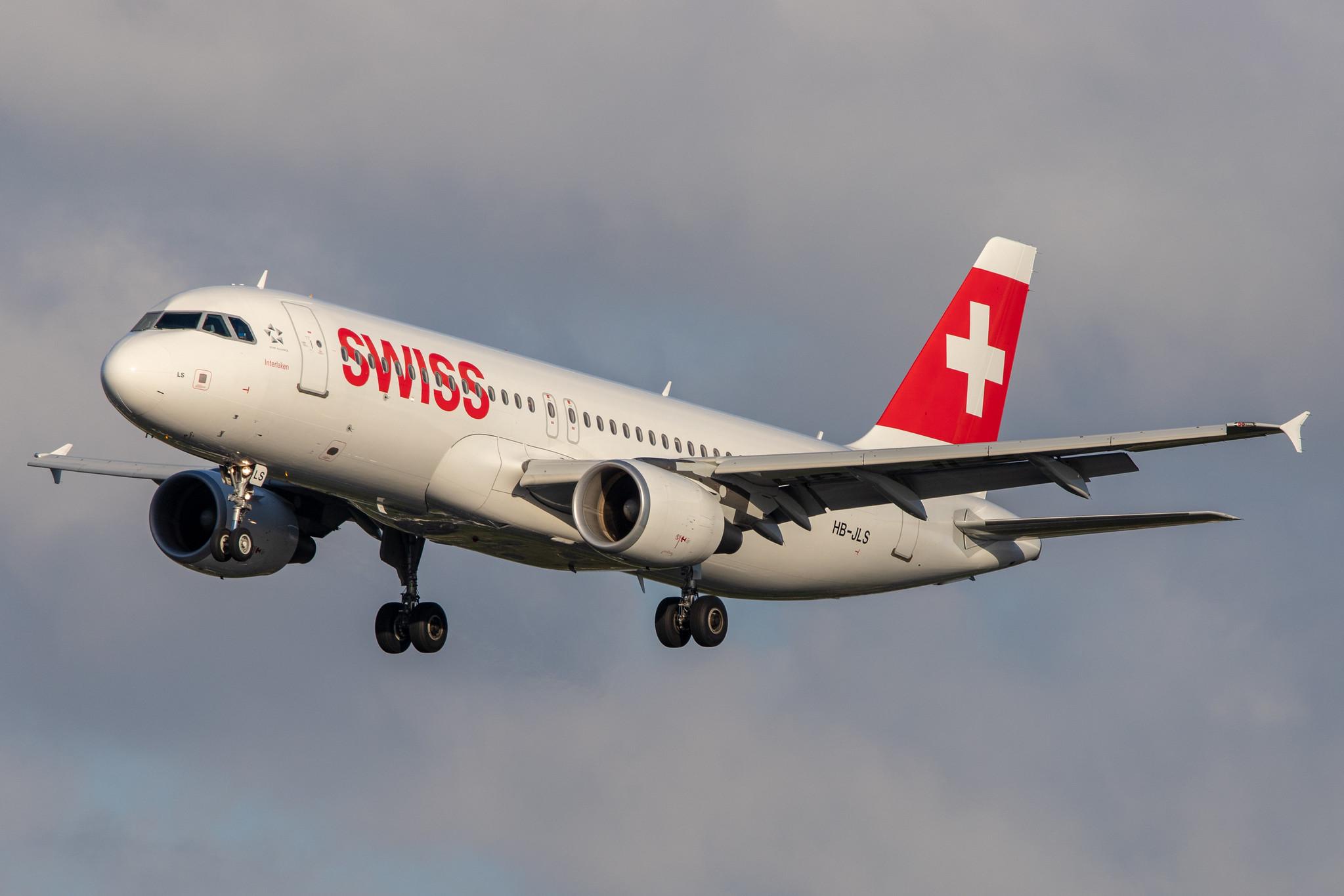 Hamburg Airport: Swiss (LX / SWR) |  Airbus A320-214 A320 | HB-JLS | MSN 5069