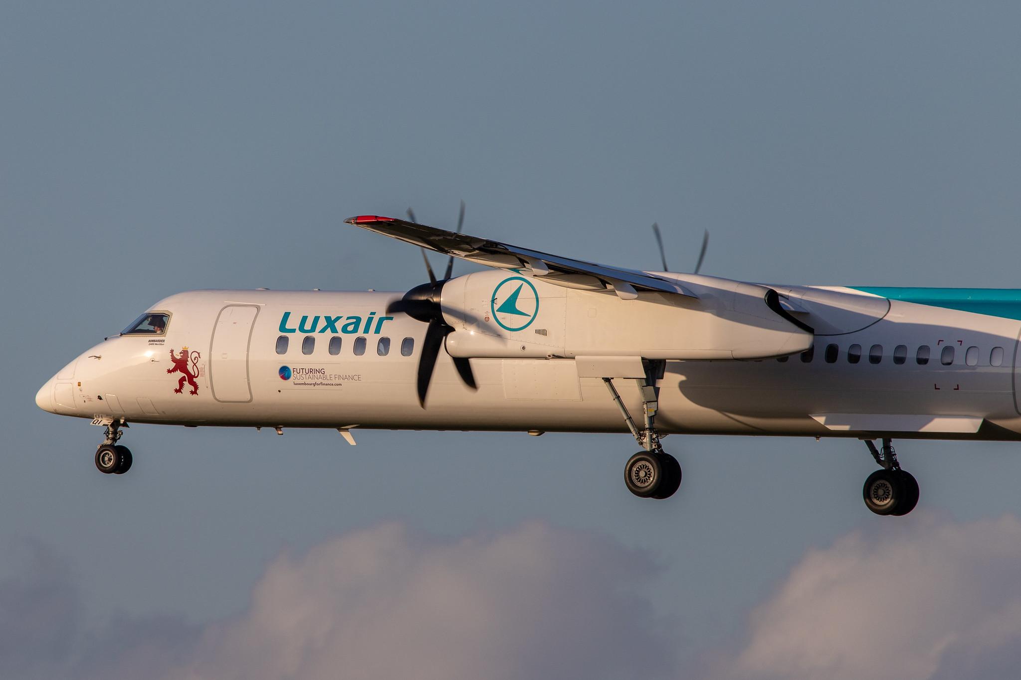 Hamburg Airport: Luxair (LG / LGL) |  De Havilland Canada Dash 8-400 DH8D | LX-LQI | MSN 4534