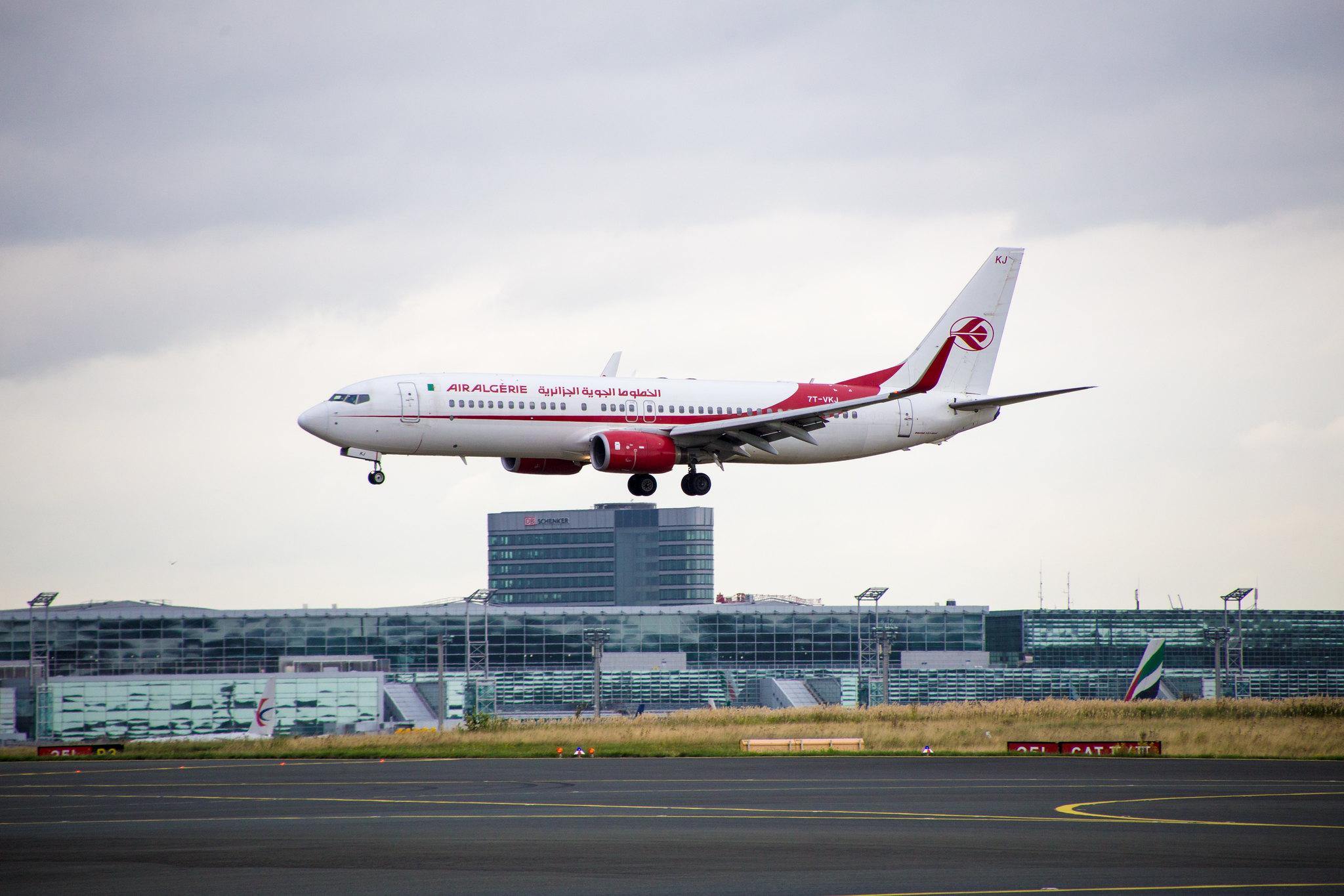 Frankfurt Airport: Air Algerie (AH / DAH) |  Boeing 737-8D6 B738 | 7T-VKJ | MSN 40864