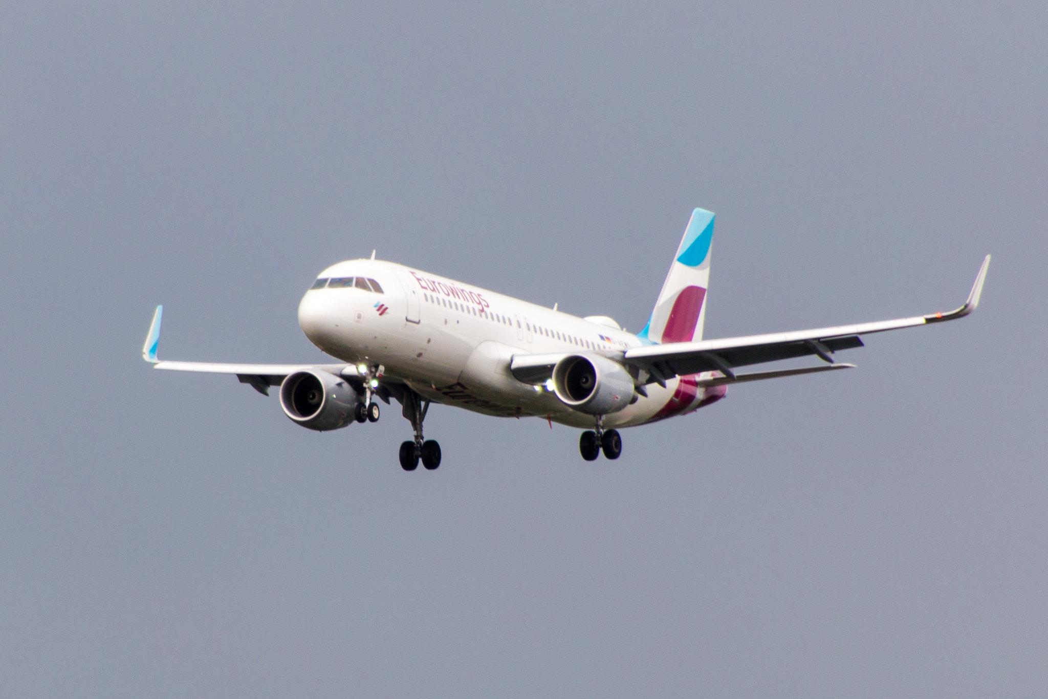 Hamburg Airport: Eurowings (EW / EWG) |  Airbus A320-214 A320 | D-AEWS | MSN 7439