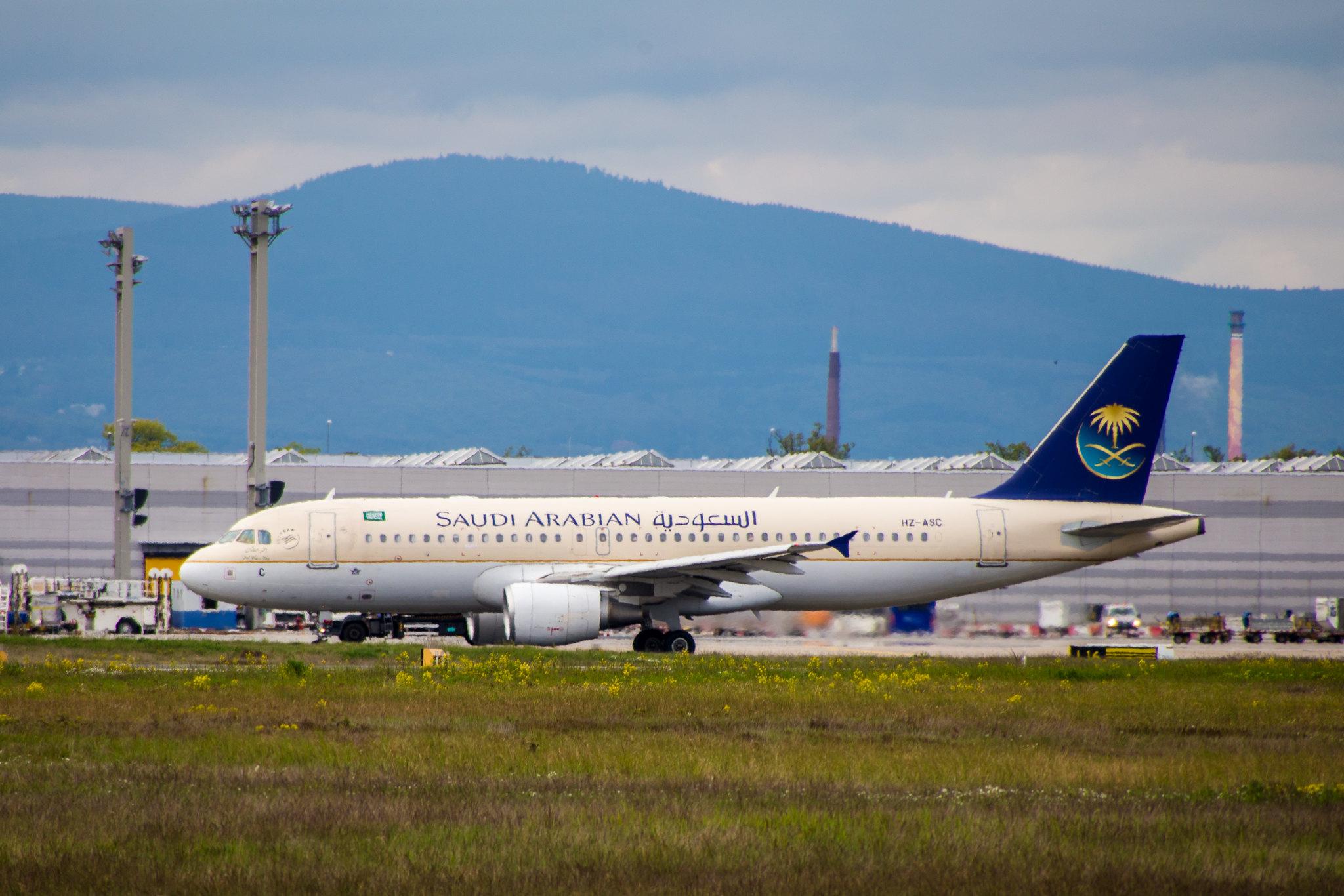 Frankfurt Airport: Saudia (SV / SVA) |  Airbus A320-214 A320 | HZ-ASC | MSN 4337