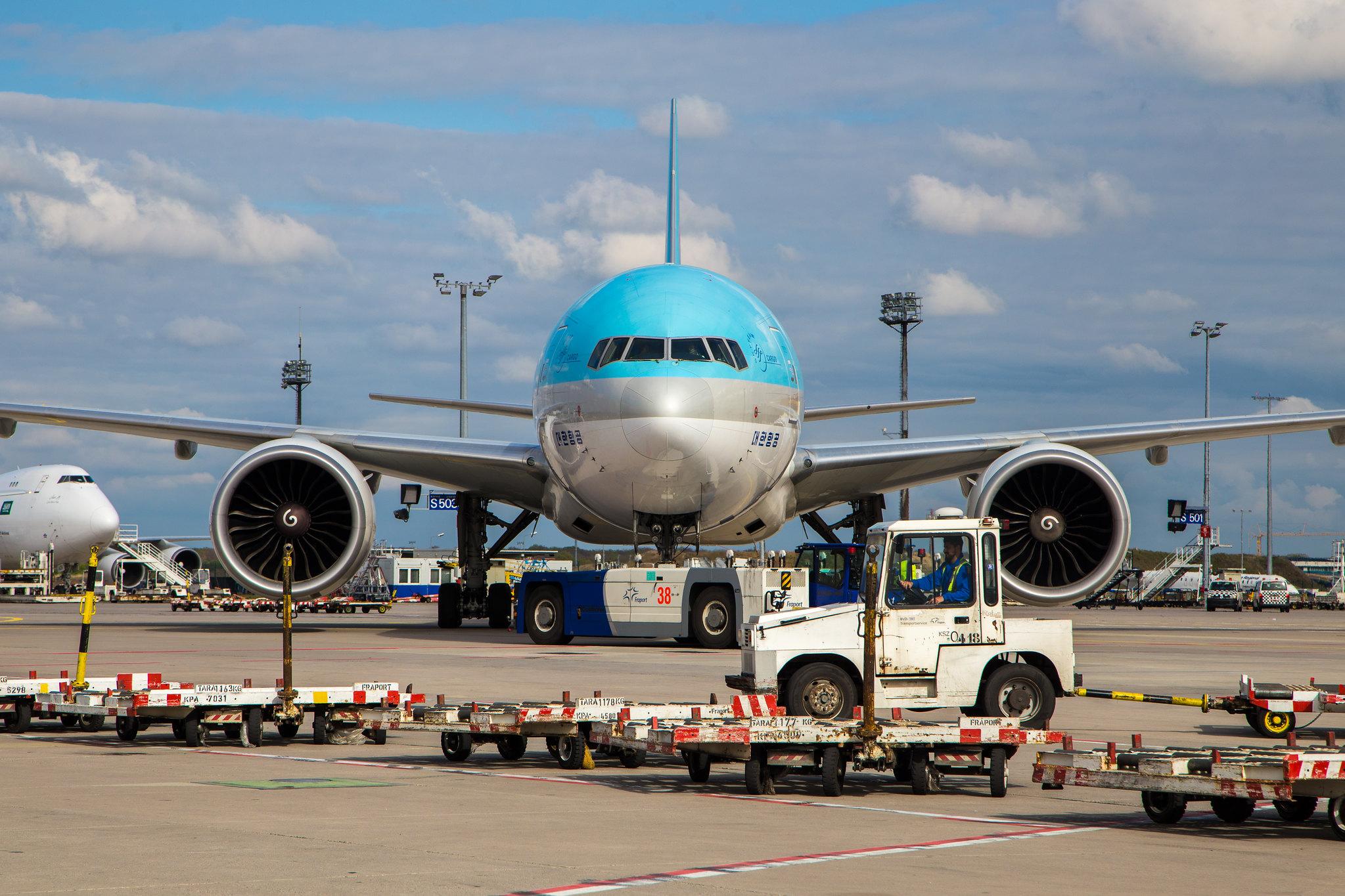 Frankfurt Airport: Korean Air Cargo (KE / KAL) | Operator: Korean Air |  Boeing 777-FB5 B77L | HL8251 | MSN 37639