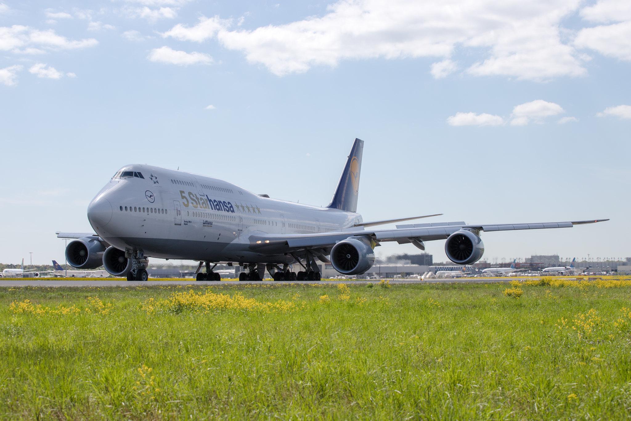 Frankfurt Airport: Lufthansa (LH / DLH) | Livery: 5 Starhansa ***** livery | Boeing 747-830 B748 | D-ABYM | MSN 37837