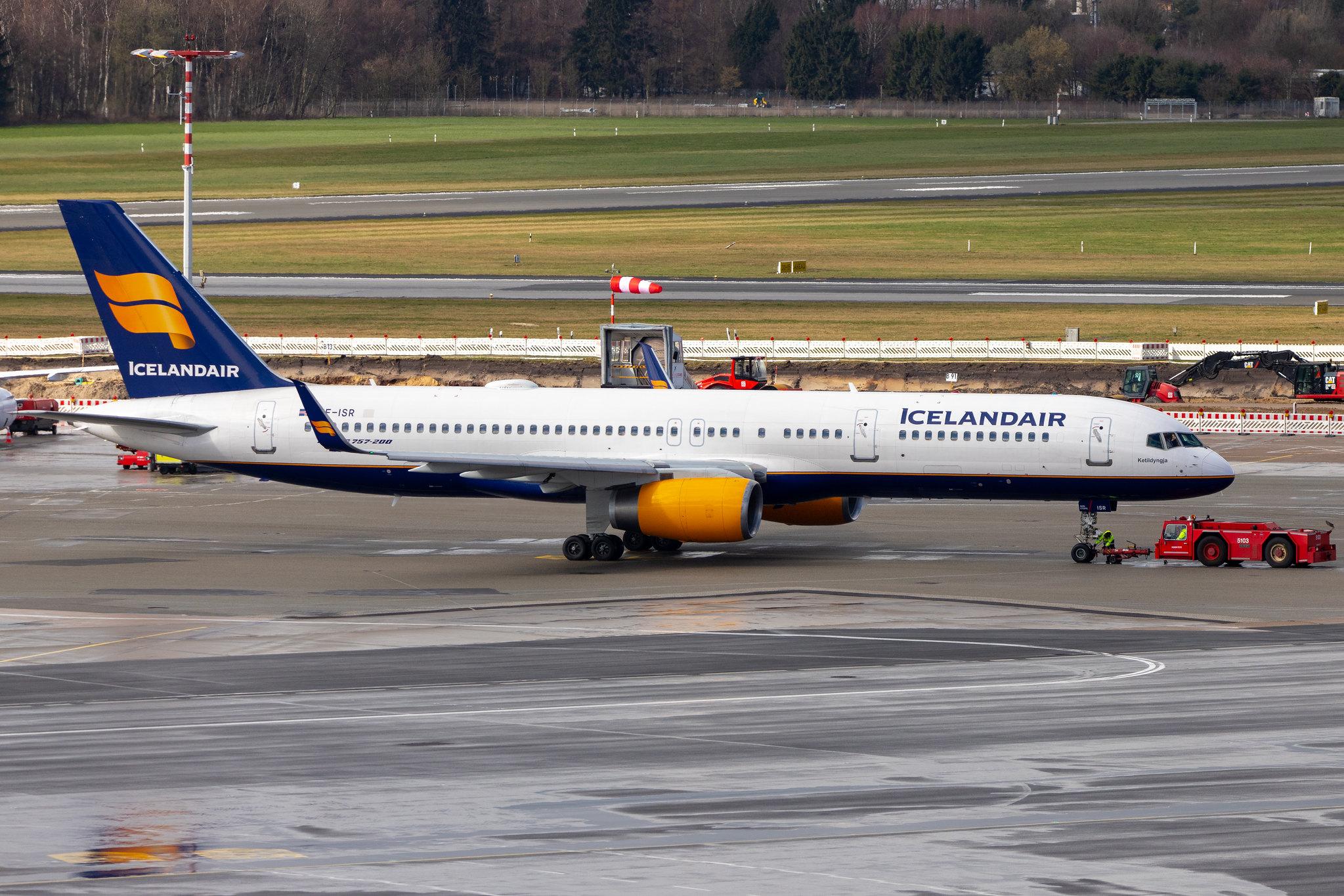 Hamburg Airport: Icelandair (FI / ICE) |  Boeing 757-256 B752 | TF-ISR | MSN 26248