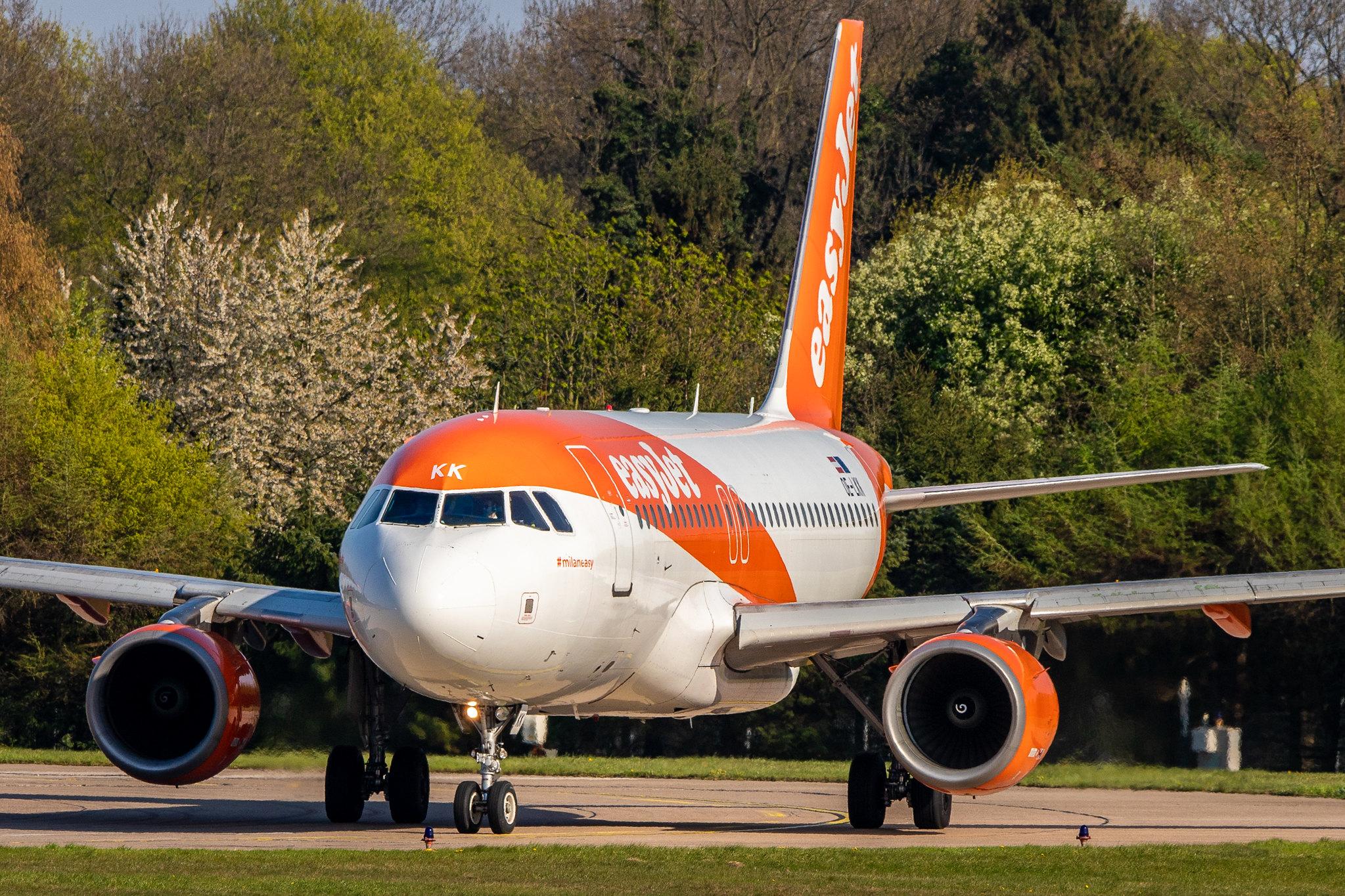Hamburg Airport: easyJet (U2 / EZY) | Operator: easyJet Europe |  Airbus A319-111 A319 | OE-LKK | MSN 3426