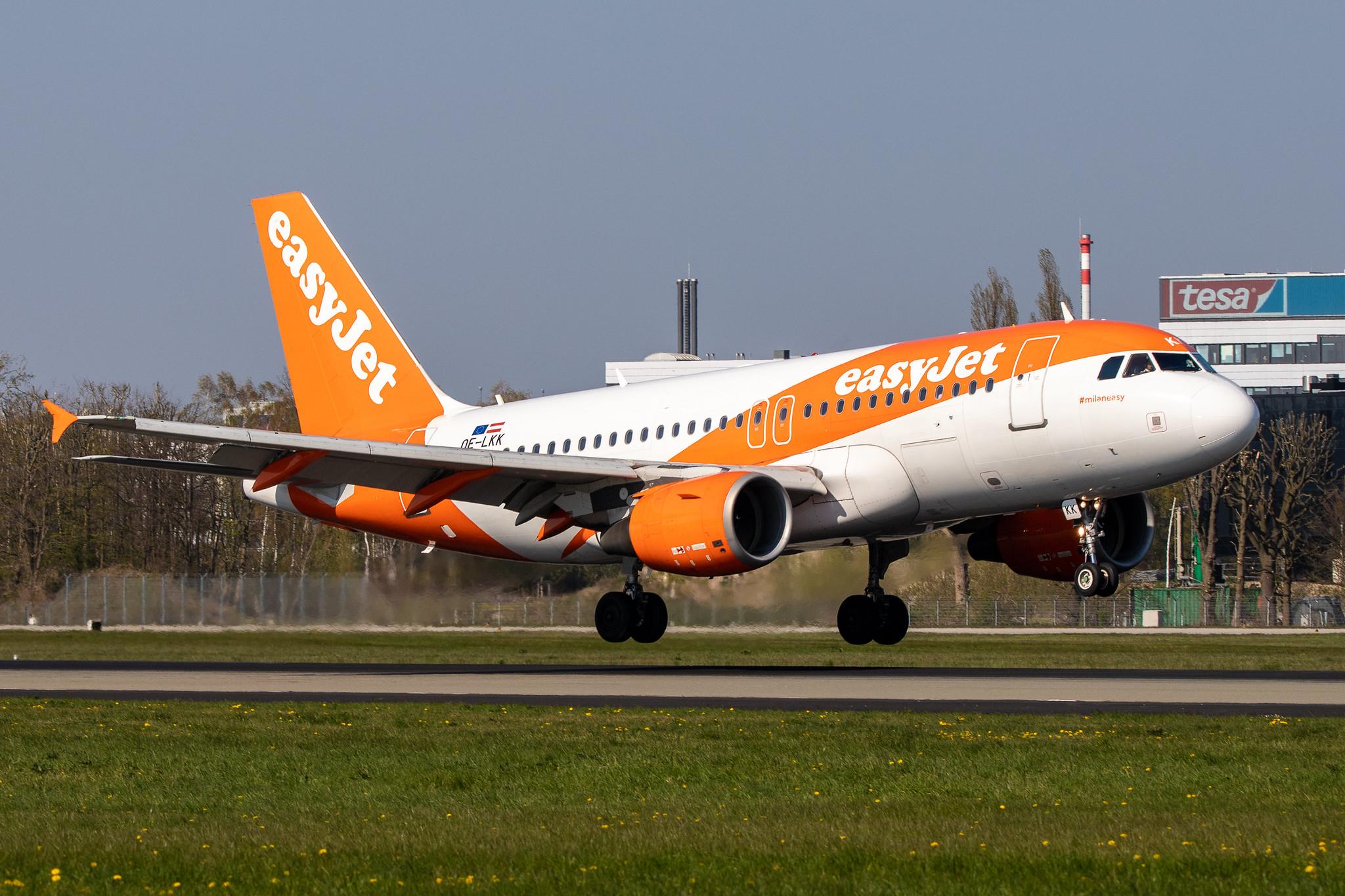 Hamburg Airport: easyJet (U2 / EZY) | Operator: easyJet Europe |  Airbus A319-111 A319 | OE-LKK | MSN 3426