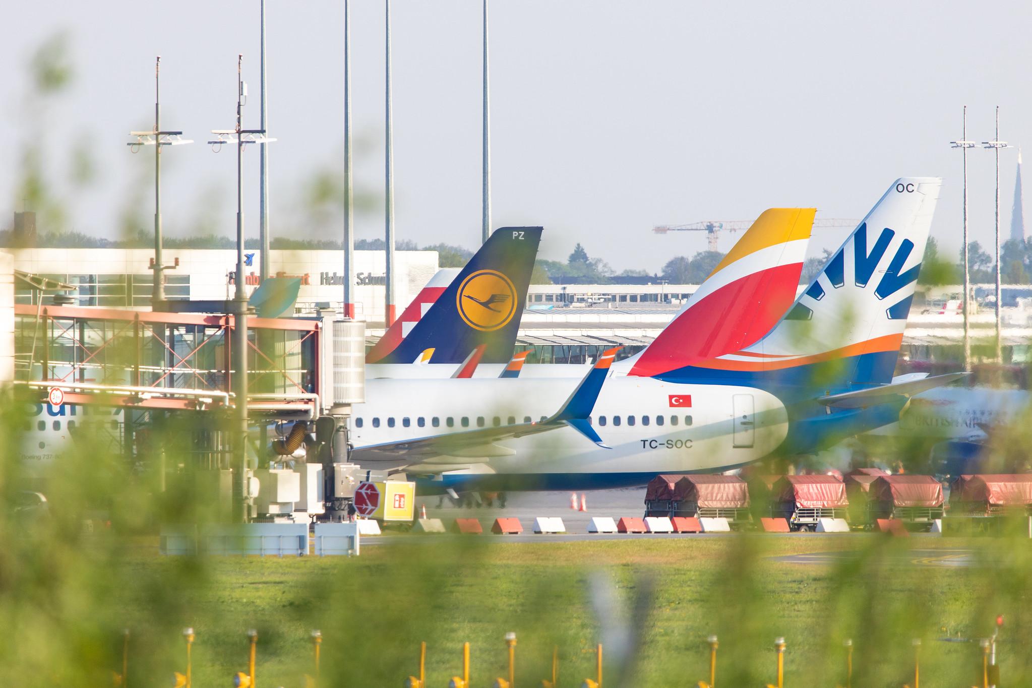Hamburg Airport: SunExpress (XQ / SXS) |  Boeing 737-8HC B738 | TC-SOC | MSN 61333