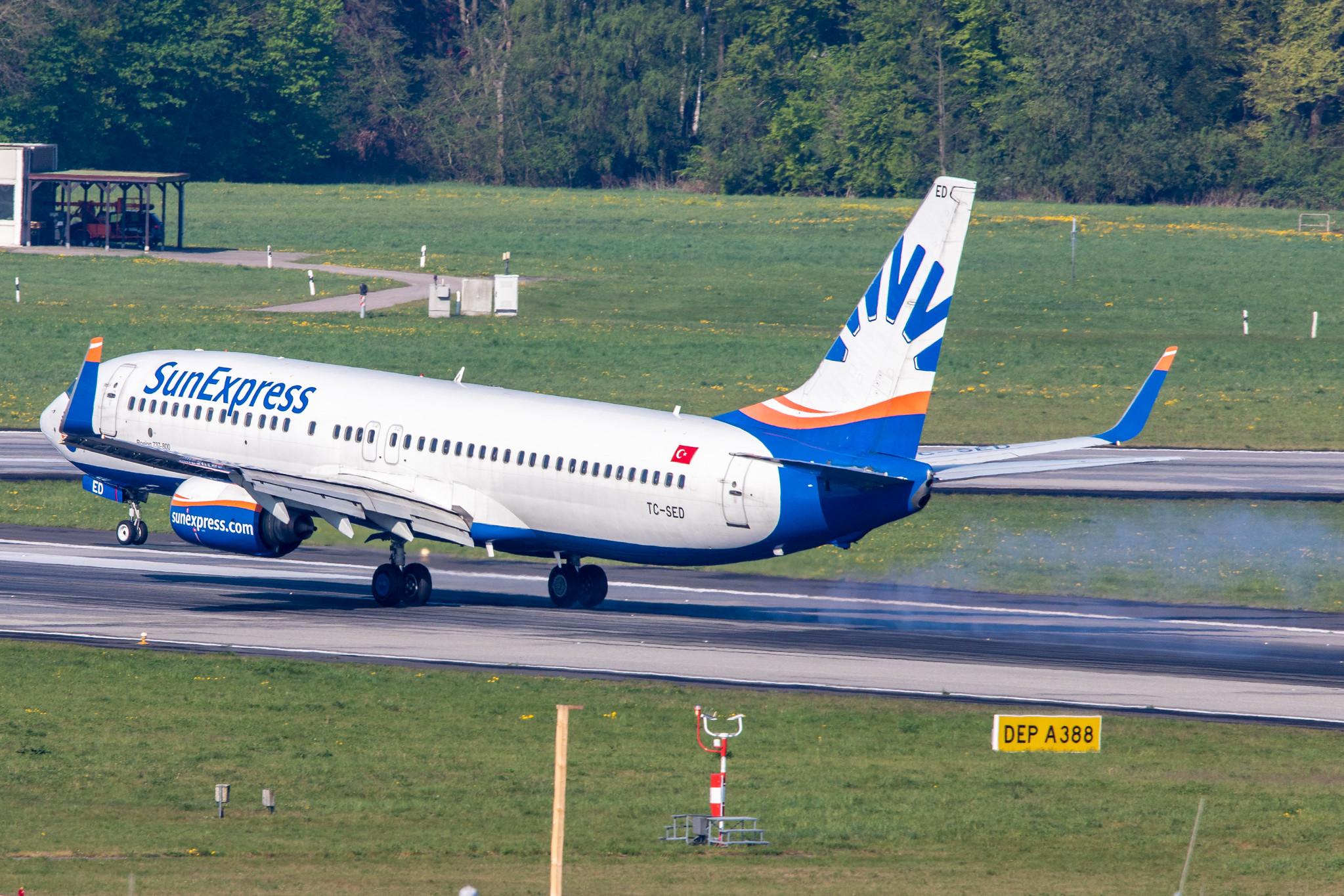 Hamburg Airport: SunExpress (XQ / SXS) |  Boeing 737-86N B738 | TC-SED | MSN 32672