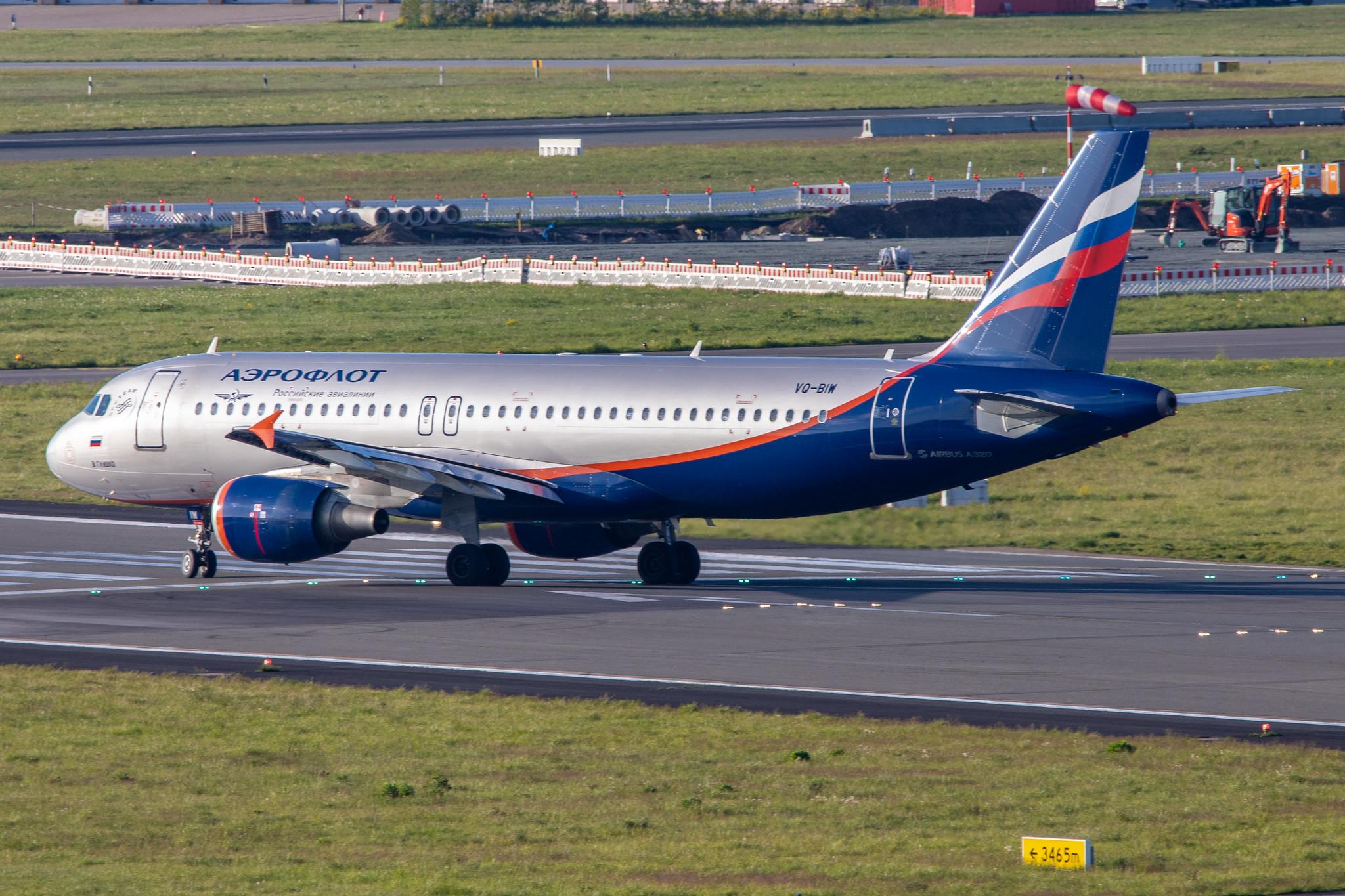 Hamburg Airport: Aeroflot (SU / AFL) |  Airbus A320-214 A320 | VQ-BIW | MSN 4579