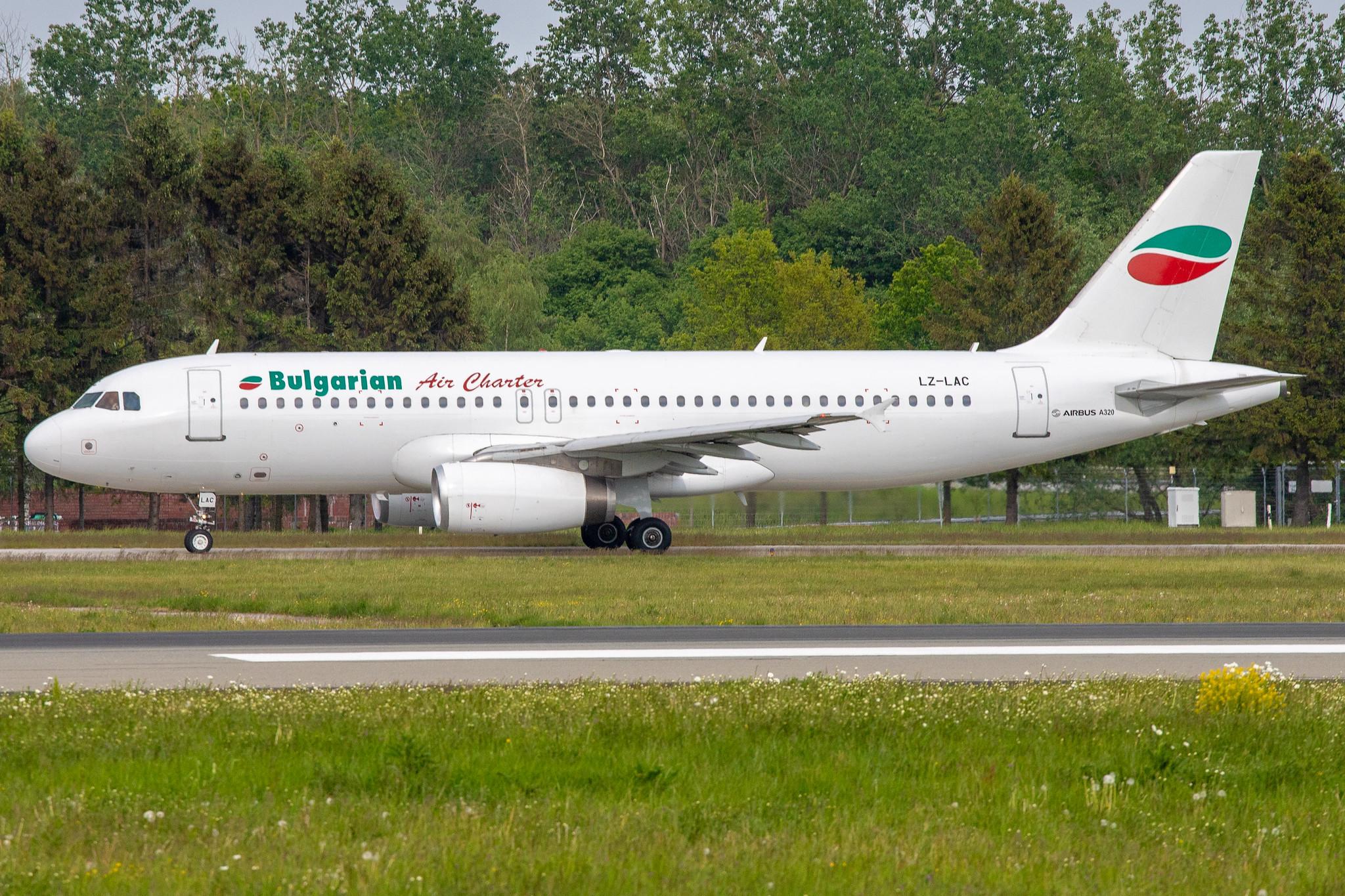 Hamburg Airport: Bulgarian Air Charter (1T / BUC) |  Airbus A320-231 A320 | LZ-LAC | MSN 0296
