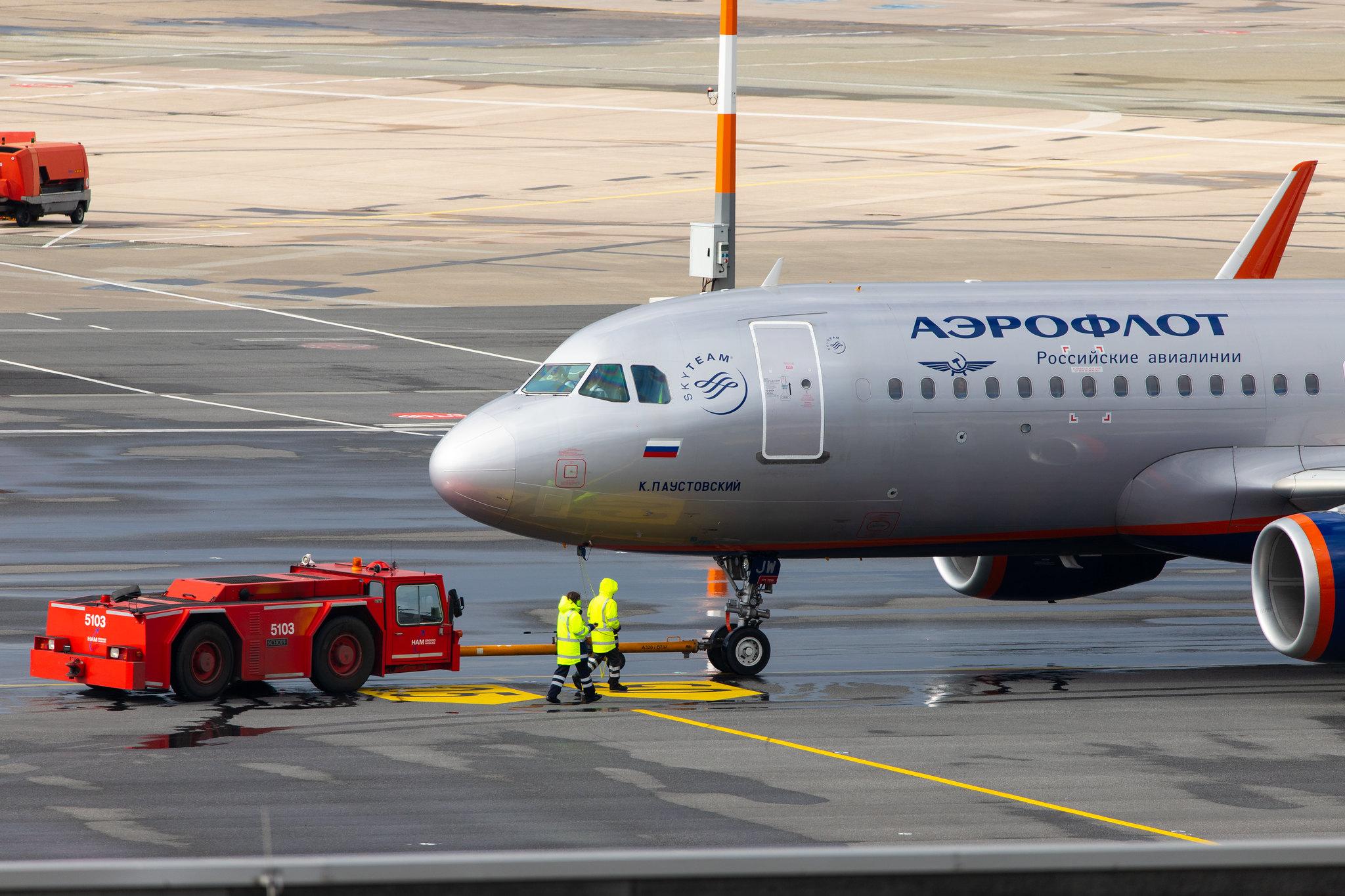 Hamburg Airport: Aeroflot (SU / AFL) |  Airbus A320-214 A320 | VP-BJW | MSN 6954