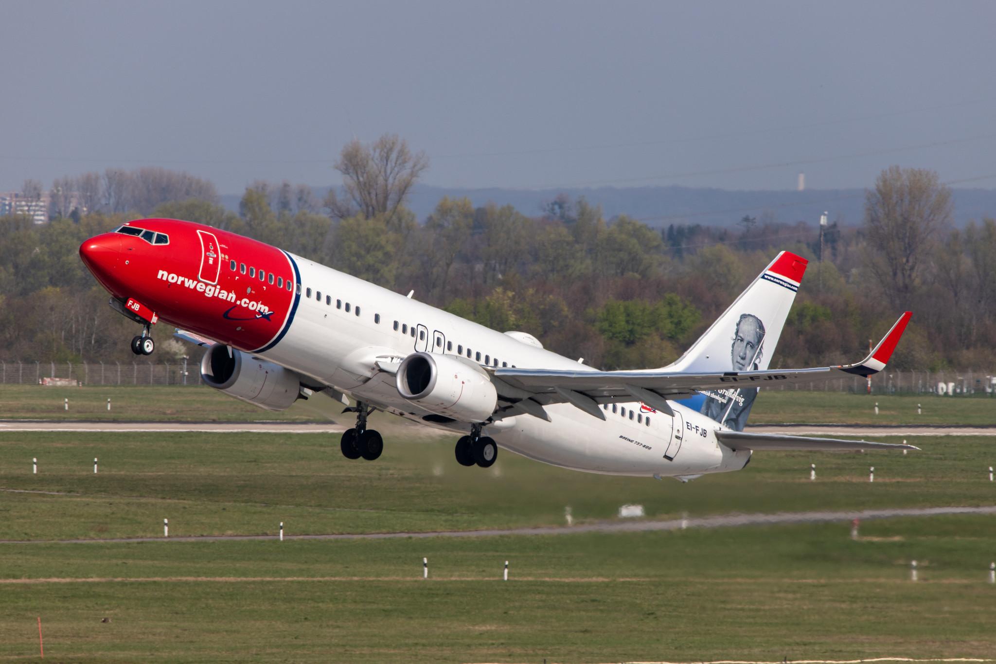 Düsseldorf Airport: Norwegian (DY / NAX) |  Boeing 737-8JP B738 | EI-FJB | MSN 42081