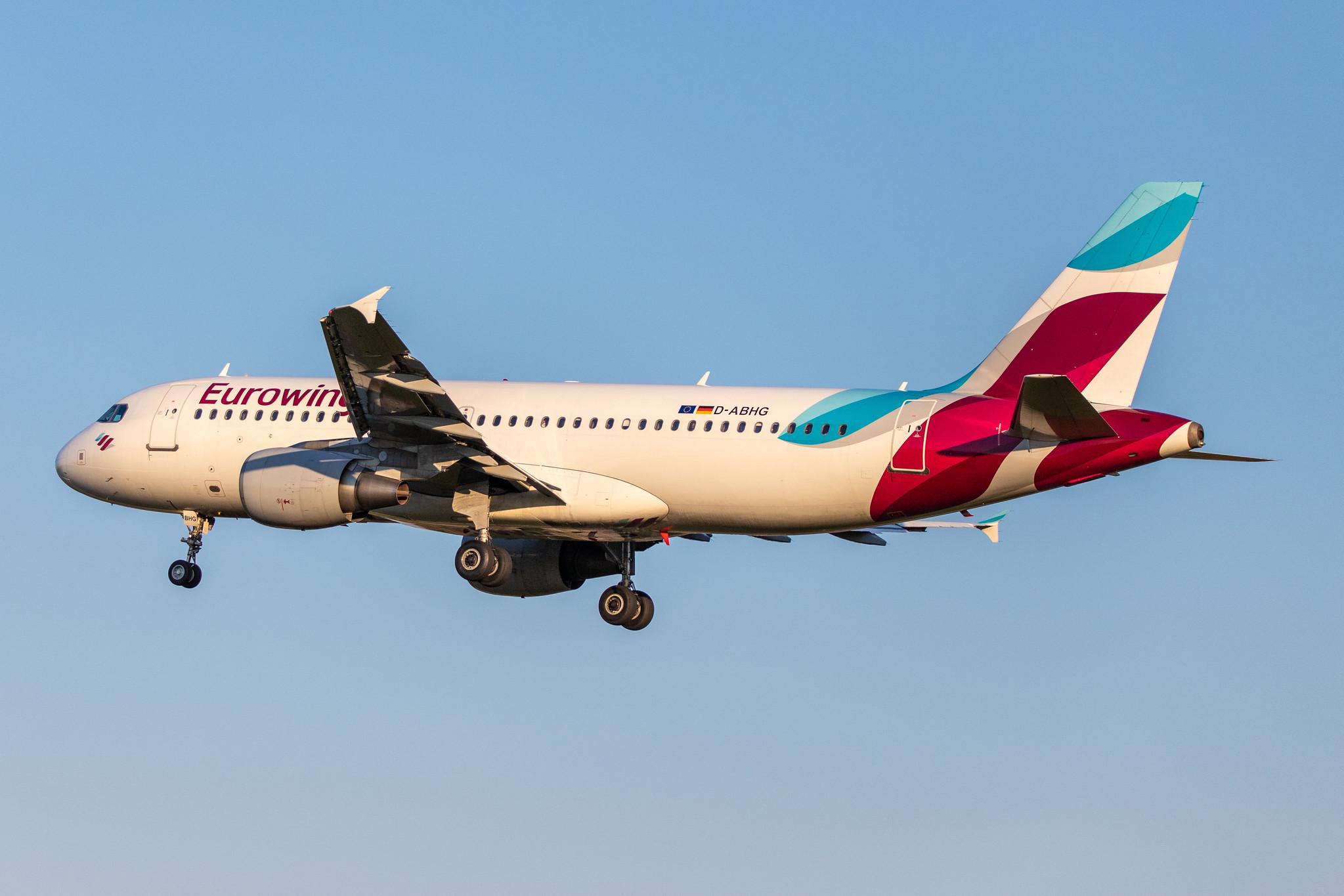 Hamburg Airport: Eurowings (EW / EWG) |  Airbus A320-214 A320 | D-ABHG | MSN 2867