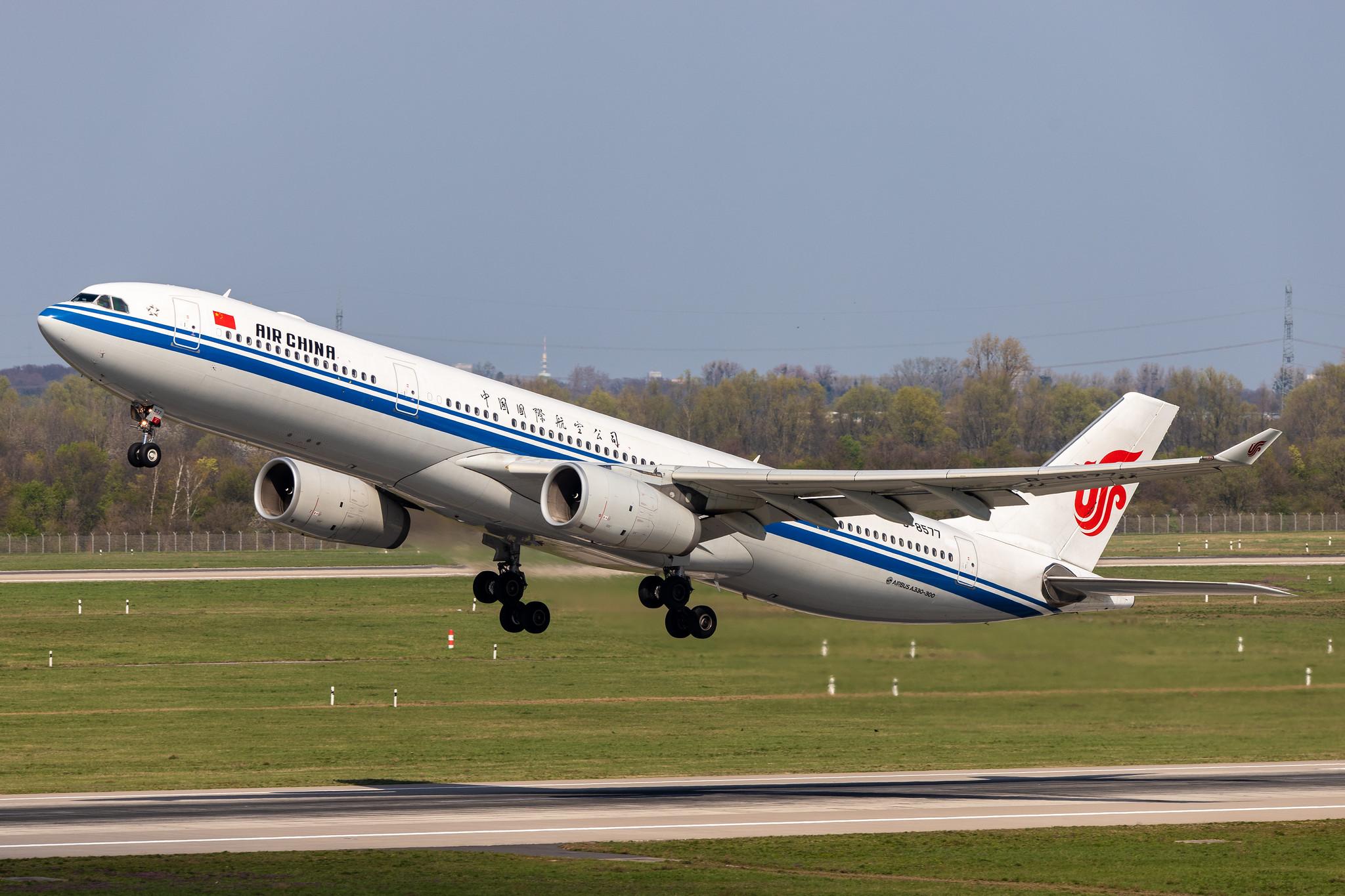 Düsseldorf Airport: Air China (CA / CCA) |  Airbus A330-343 A333 | B-8577 | MSN 1752