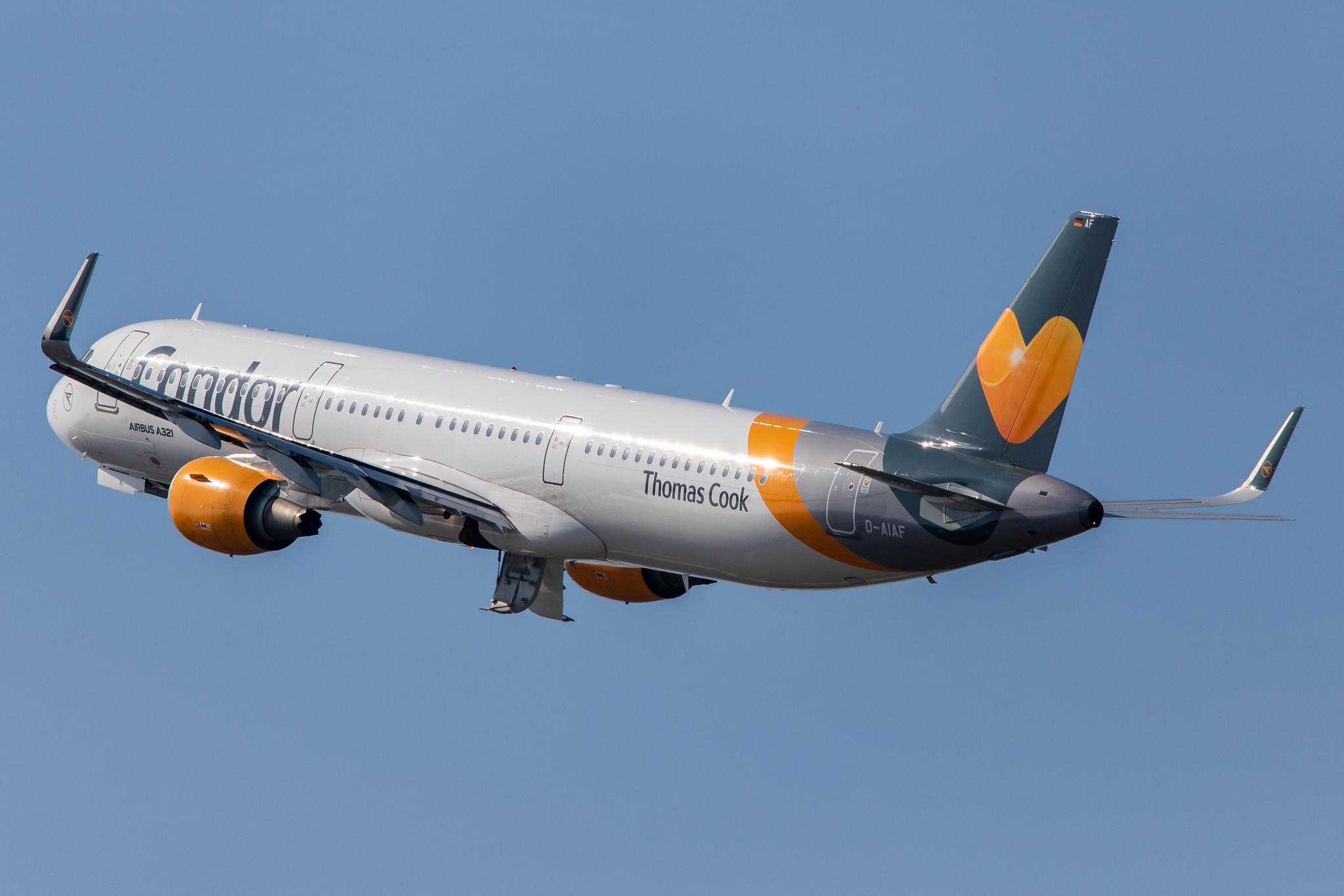 Düsseldorf Airport: Condor (DE / CFG) | Operator: Thomas Cook Aviation |  Airbus A321-211 A321 | D-AIAF | MSN 6459